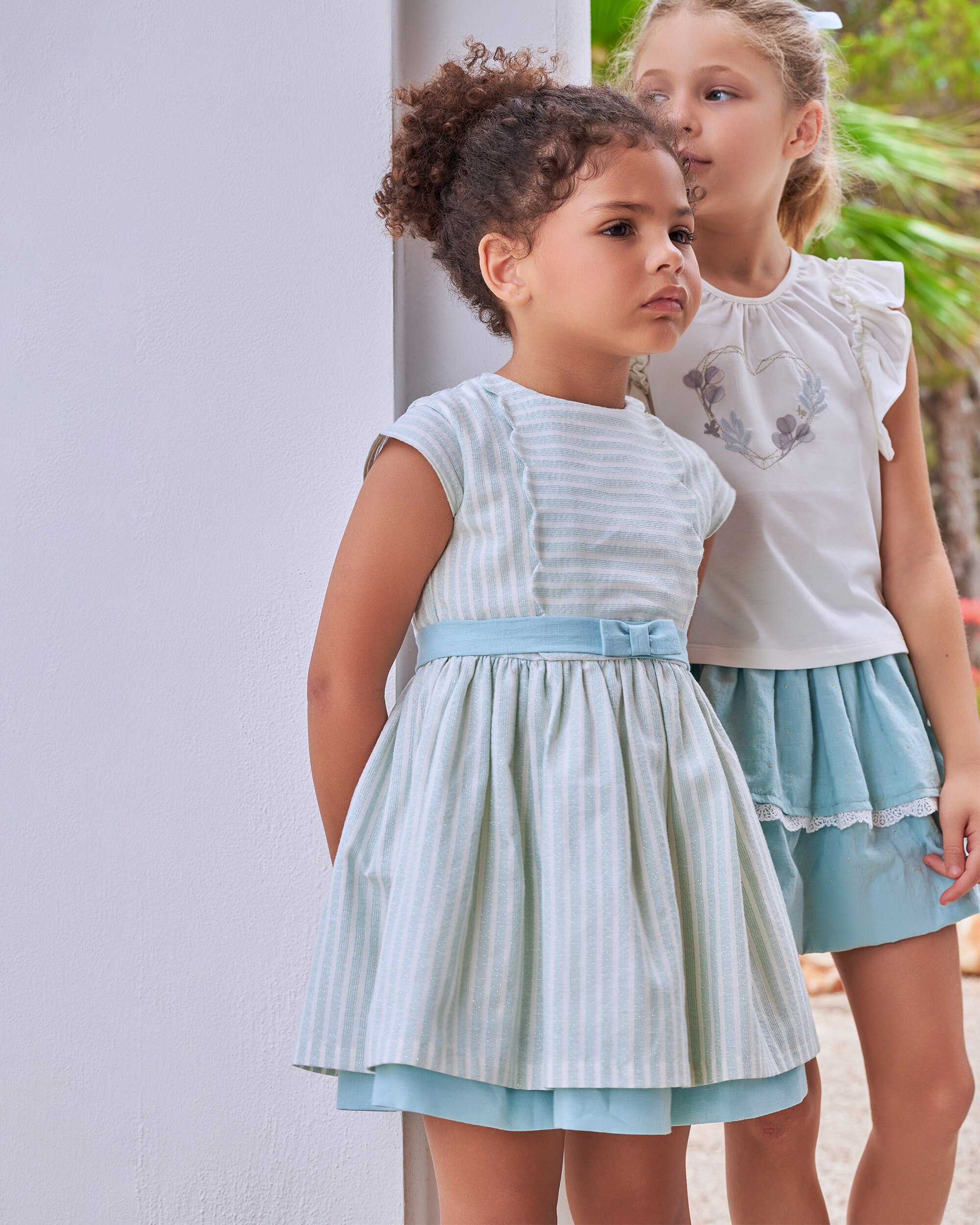Vestido Infantil de Manga Curta Às Riscas com Abertura nas Costas Tutto Piccolo Verde Água-4