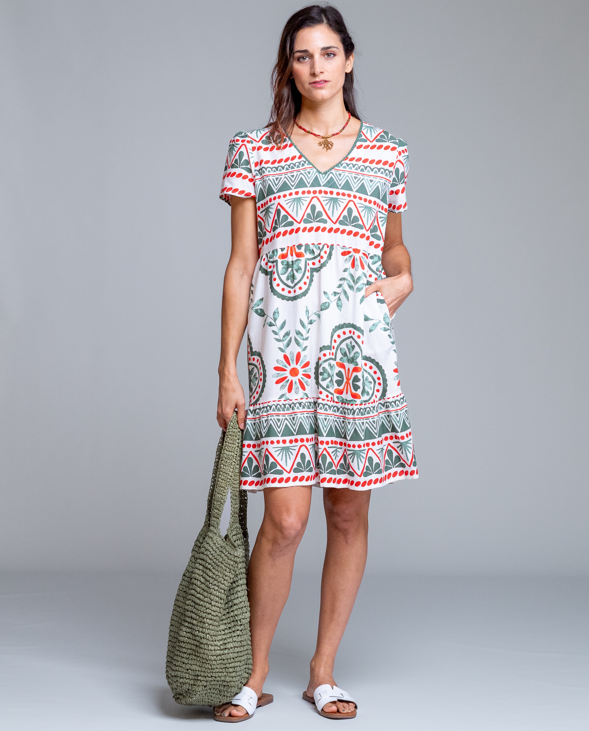 Señoretta - Vestido de playa de manga corta.