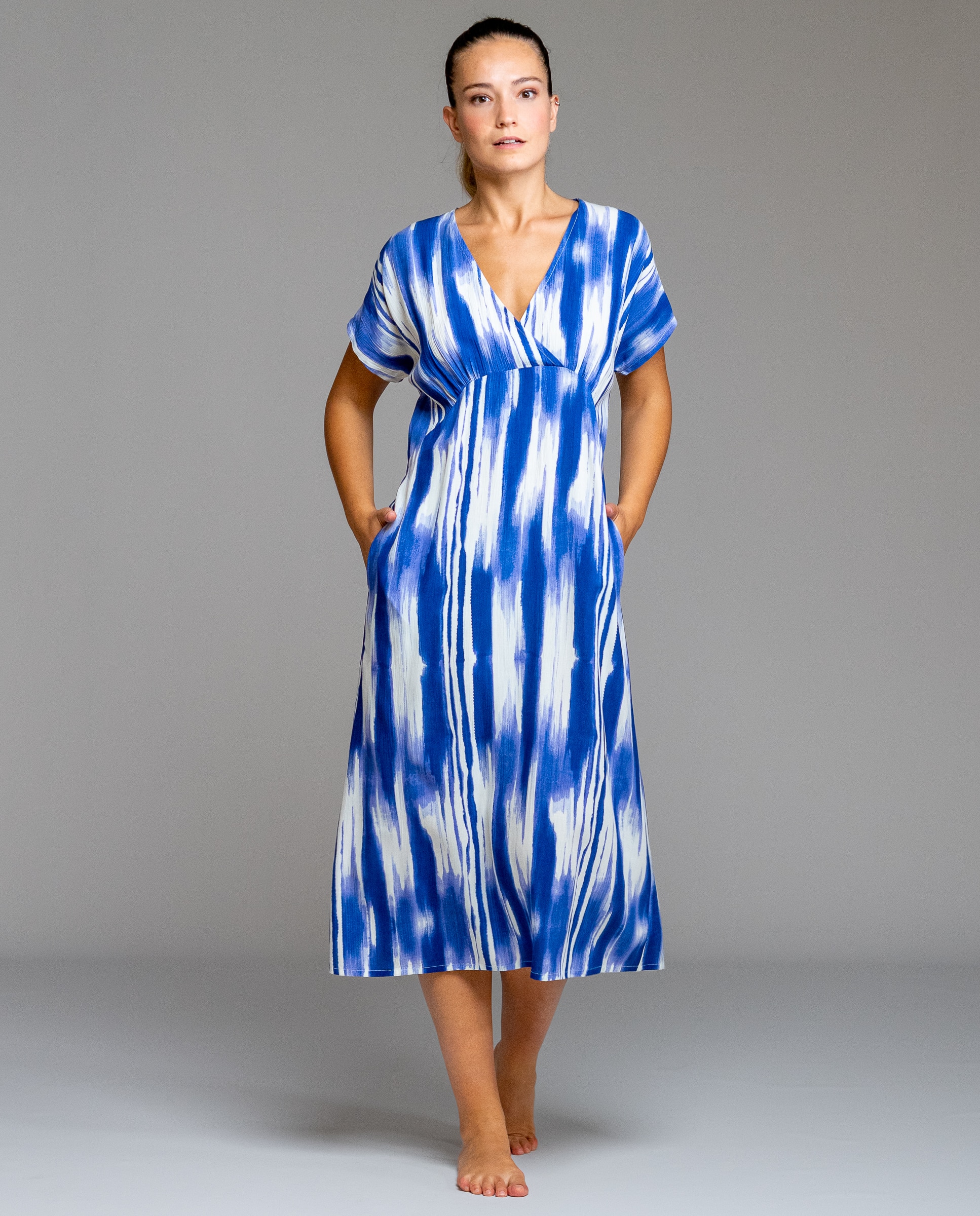 Egatex - Vestido de playa largo manga caída.
