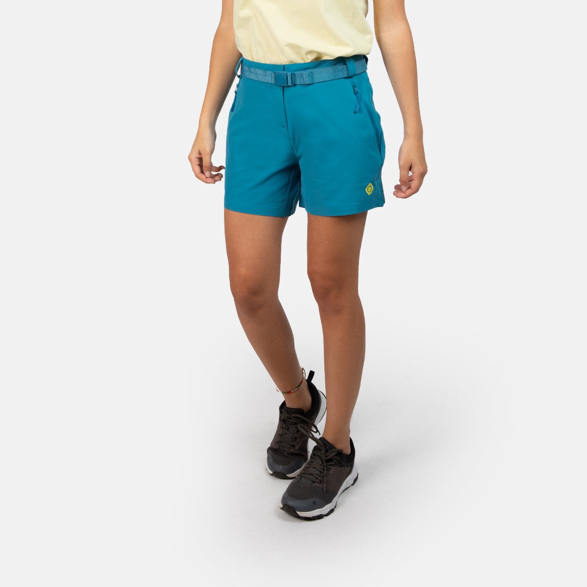 Imagen 3 de Bermuda de mujer NAGELA II Izas - Azul Océano Azul Océano