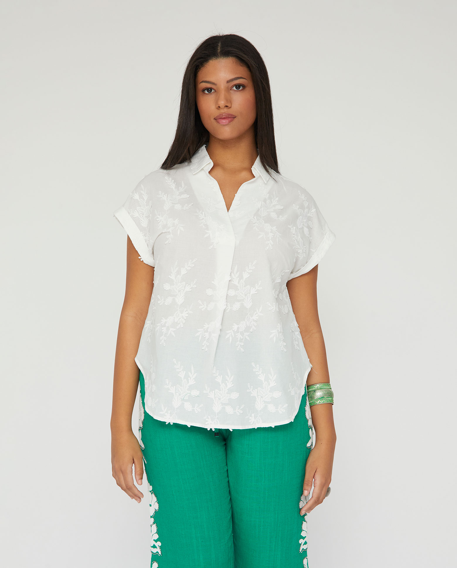 Blusa de mujer tejido bordado con relieve - October - Blanco Blanco-1