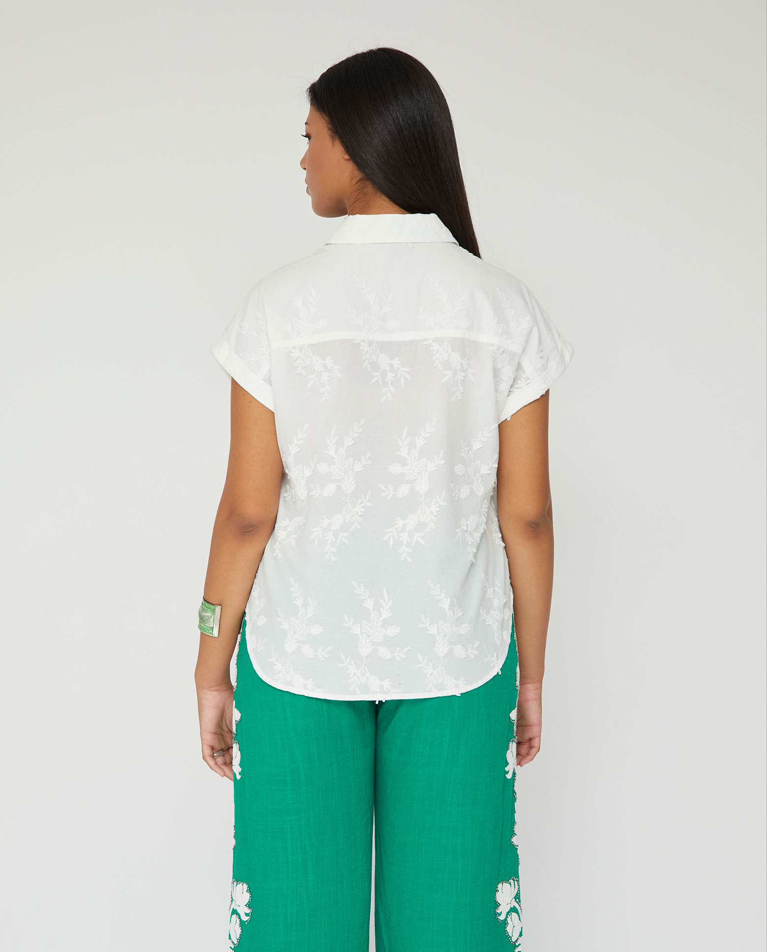 Blusa de mujer tejido bordado con relieve - October - Blanco Blanco-2