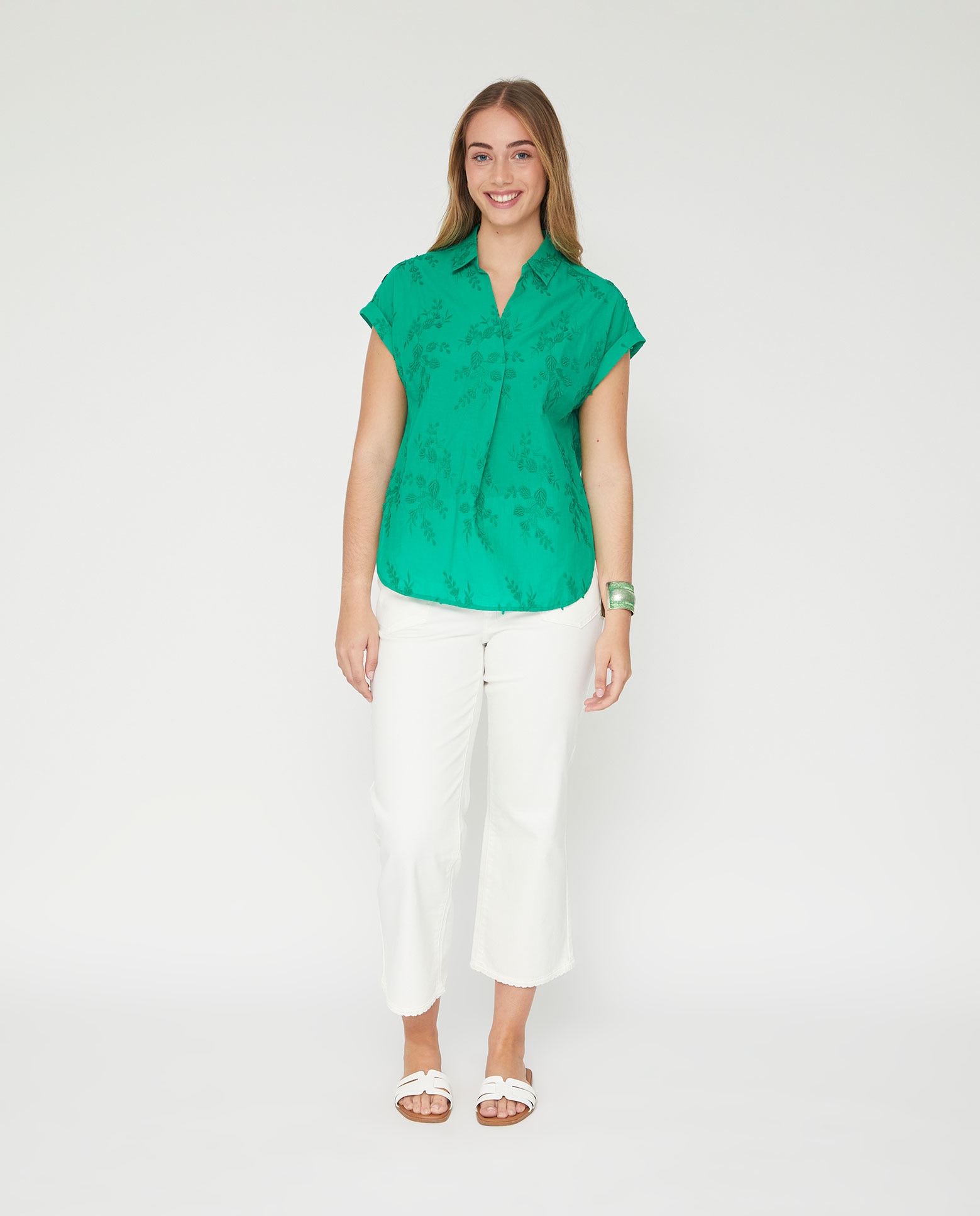 Blusa de mujer tejido bordado con relieve - October - Verde Verde-4