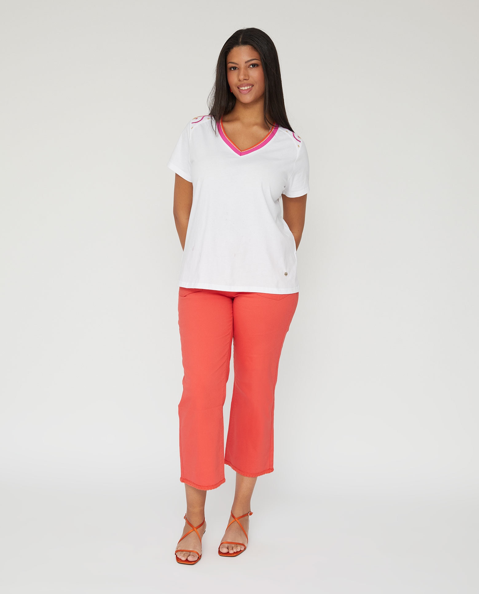 Camiseta de mujer bordado en color contraste en canesu - October - Blanco Blanco-4