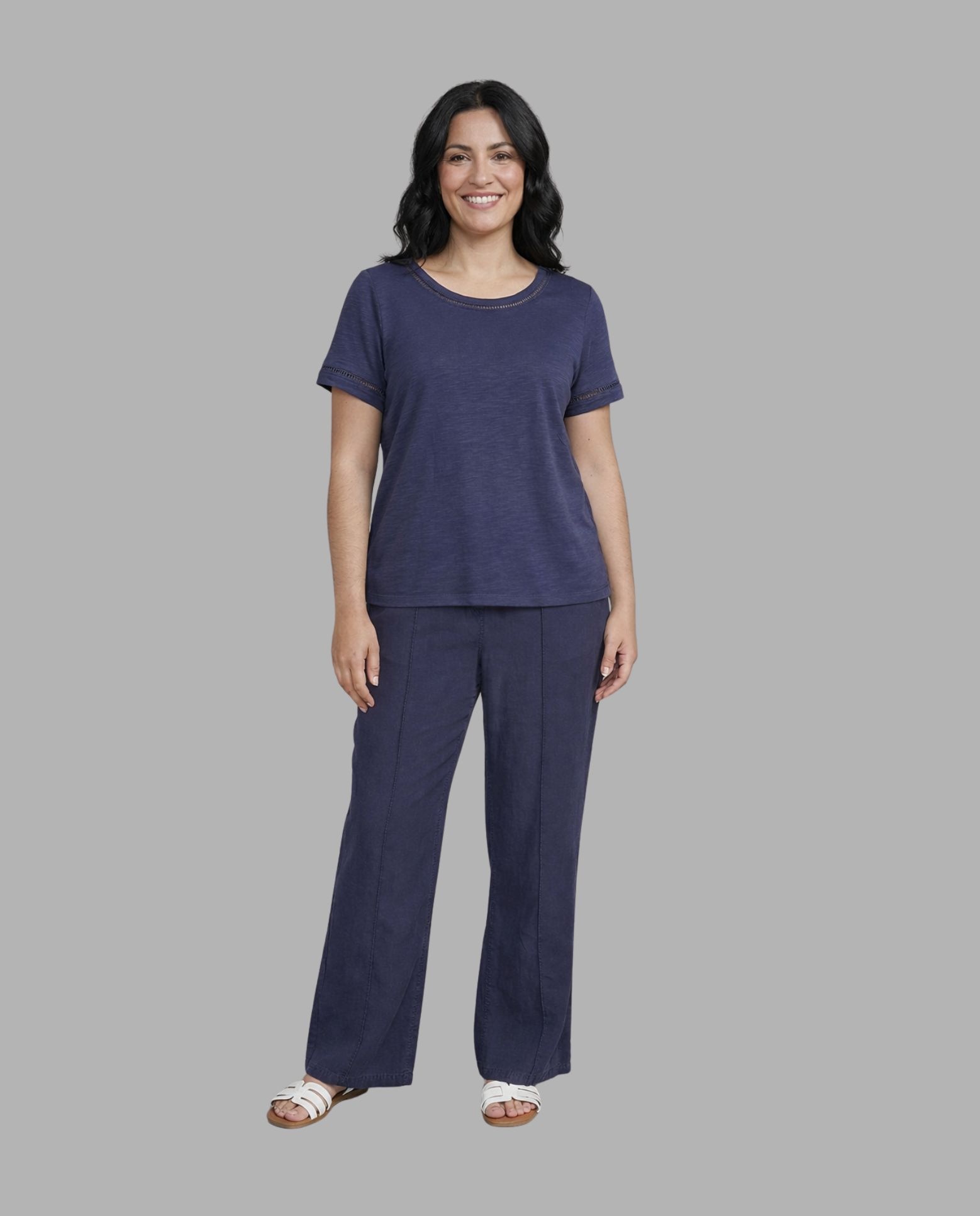 Camiseta de mujer escote pico con entredos - October - Azul marino Azul marino-4