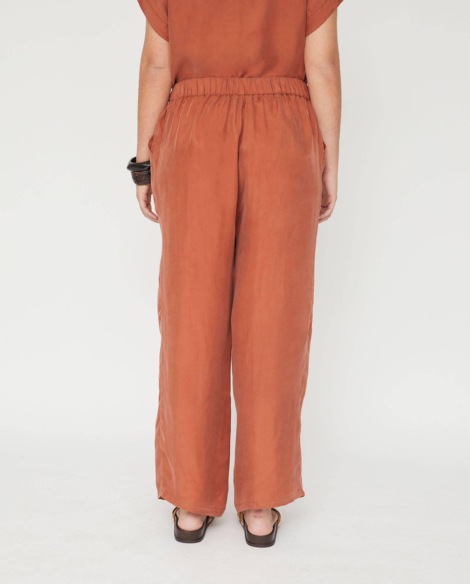 Pantalones rectos de mujer con cintura ajustable - October - Marrón Marrón-2