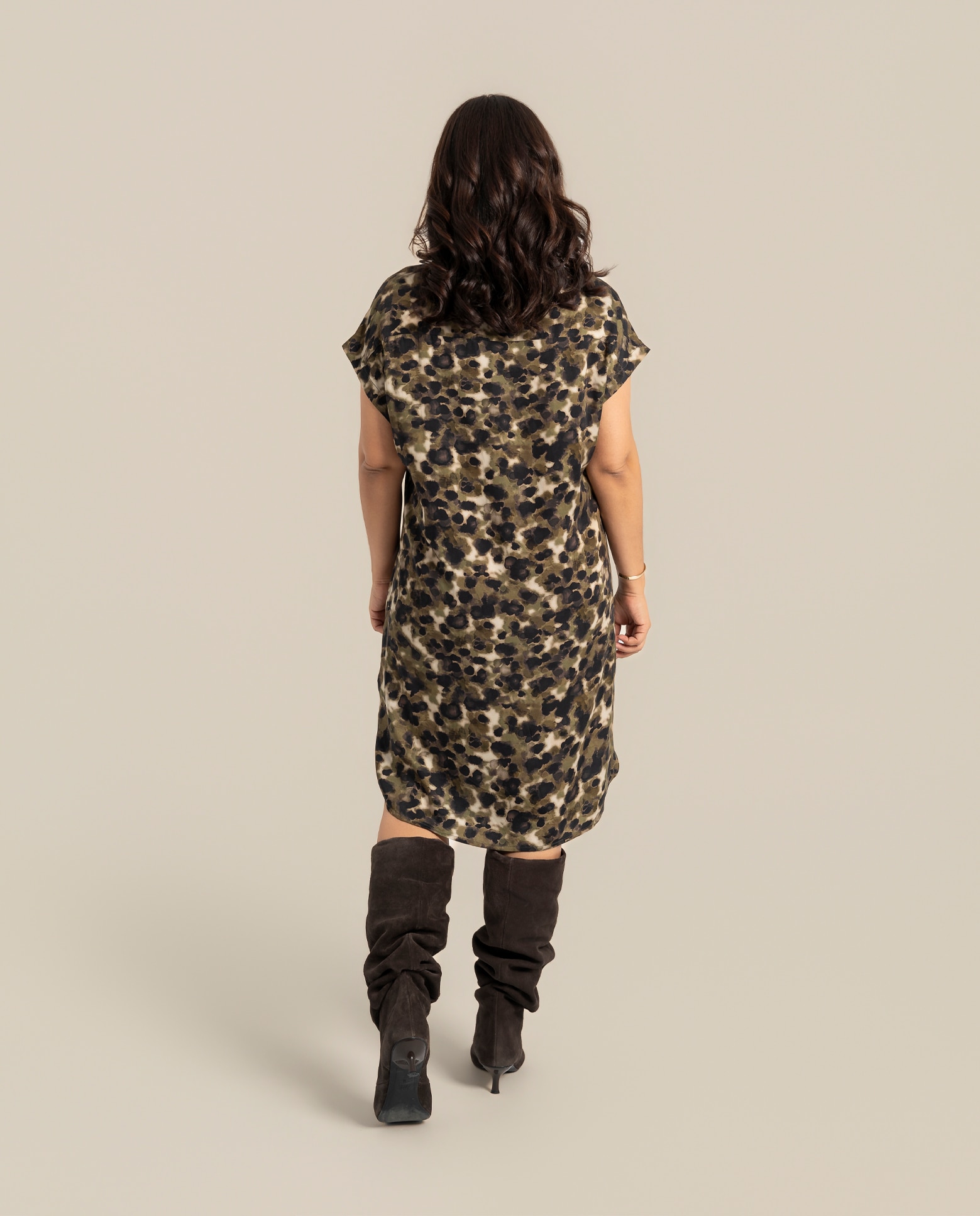 Vestido camisero estampado de leopardo - October - Verde militar Verde militar-2