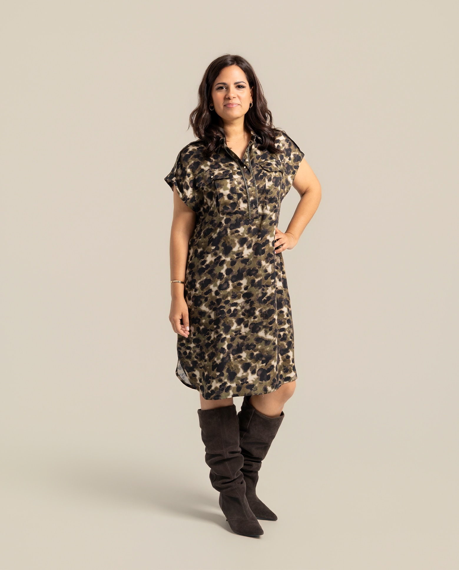 Vestido camisero estampado de leopardo - October - Verde militar Verde militar-4