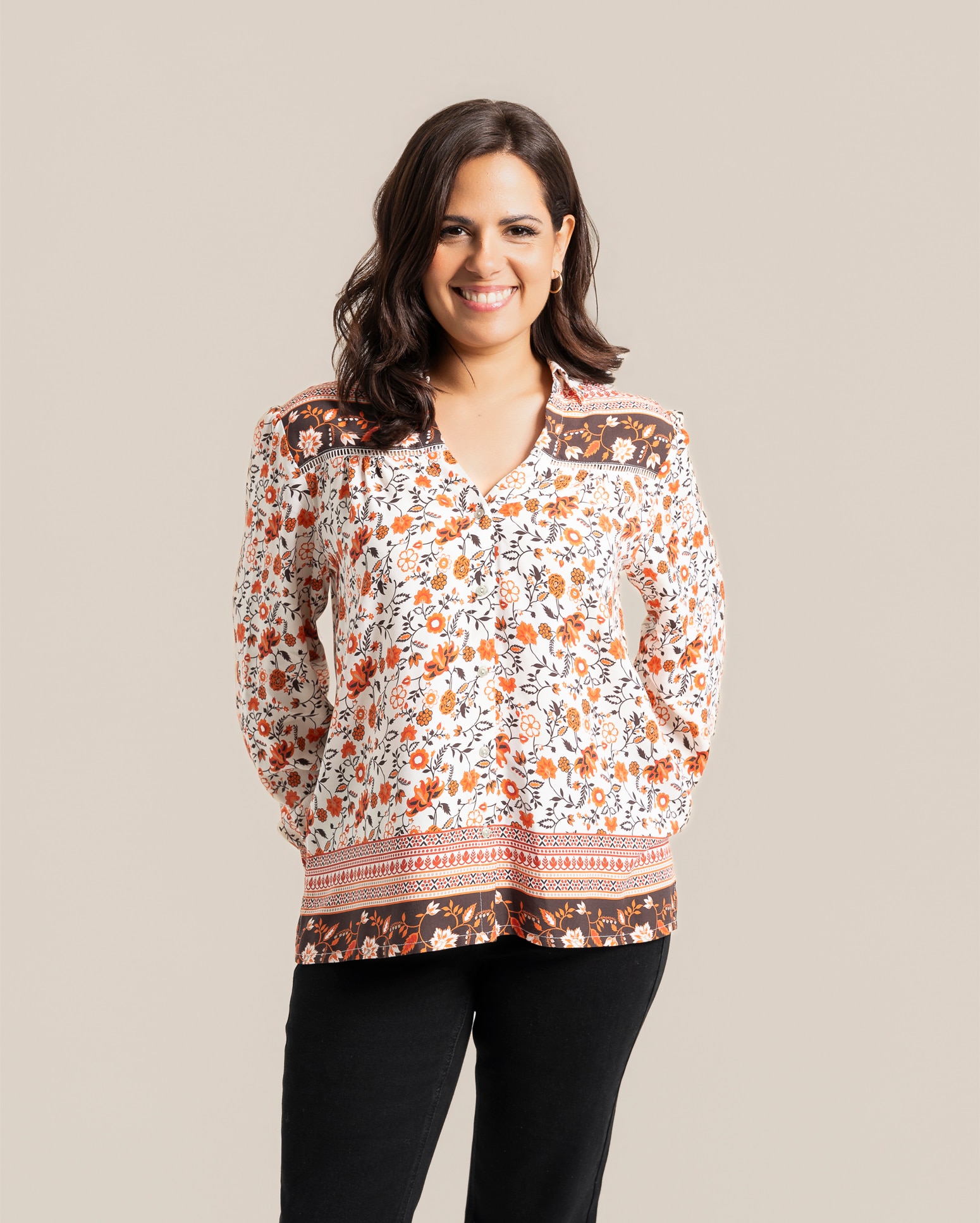 Imagen 0 de Blusa estampada con detalles en contraste Multicolor