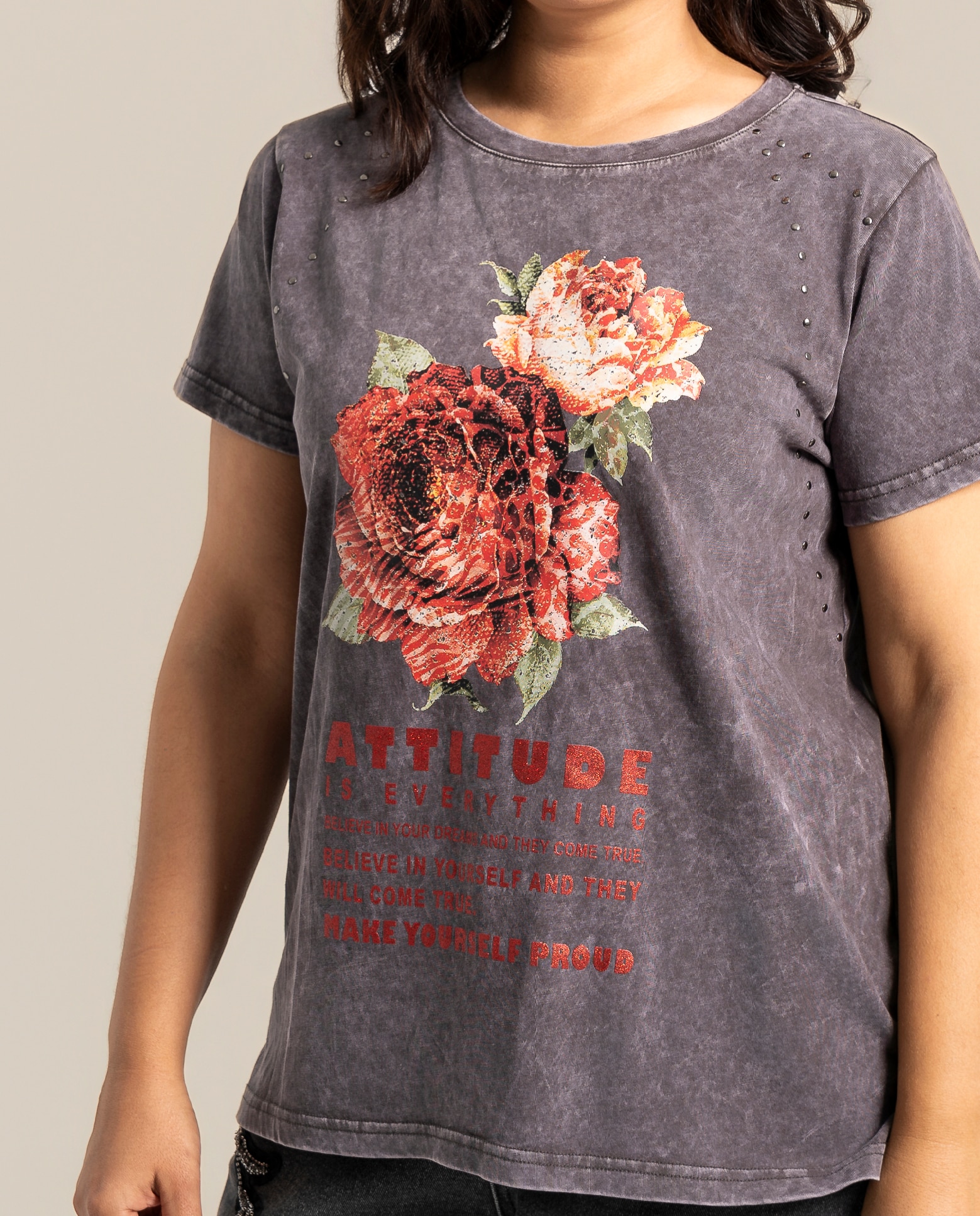 Camiseta lavada manga corta con detalle de tachas - October - Gris oscuro Gris oscuro-3