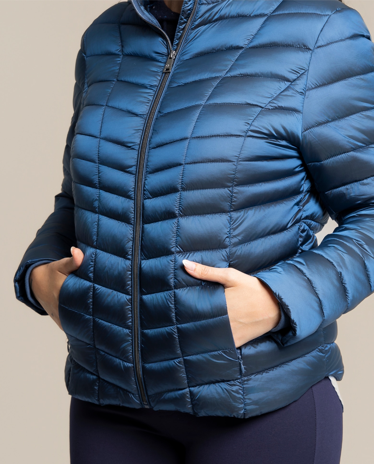 Parka corta con aplicacion en mangas y delantero - October - Azul Azul-3