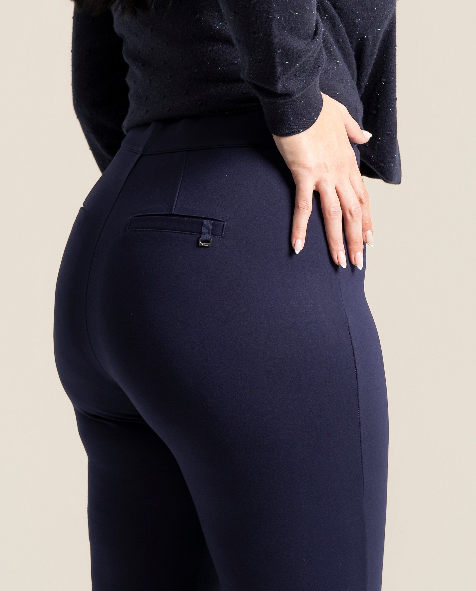 Legging basico cinco bolsillos y detalle de strass - October - Azul marino Azul marino-3