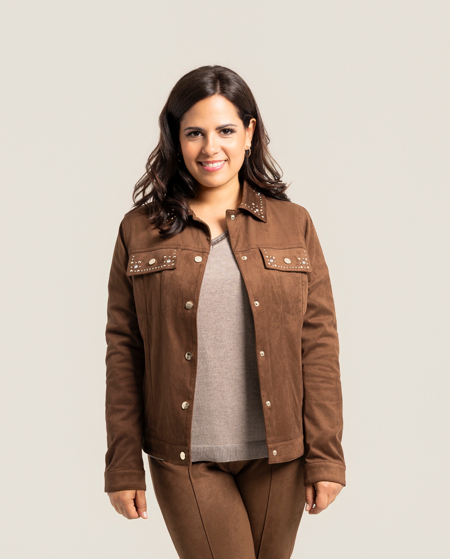 Imagen 0 de Chaqueta abotonada efecto ante joyas marron Camel