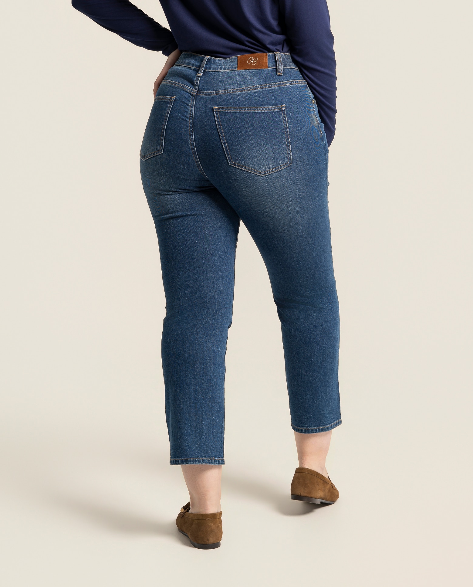 Pantalon denim con bordados y parches - October - Azul Azul-2