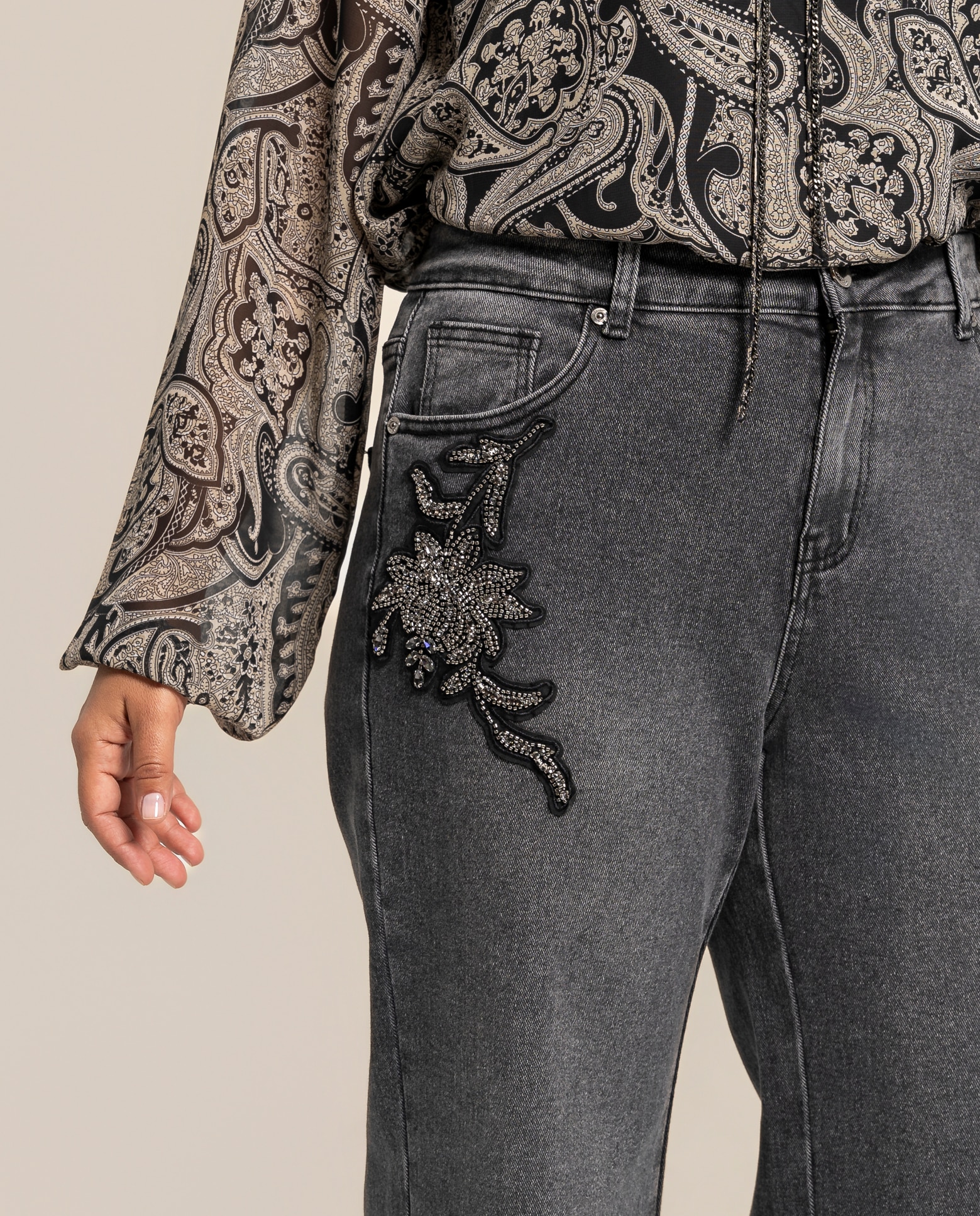 Pantalon vaquero con parche - October - Negro Negro-3