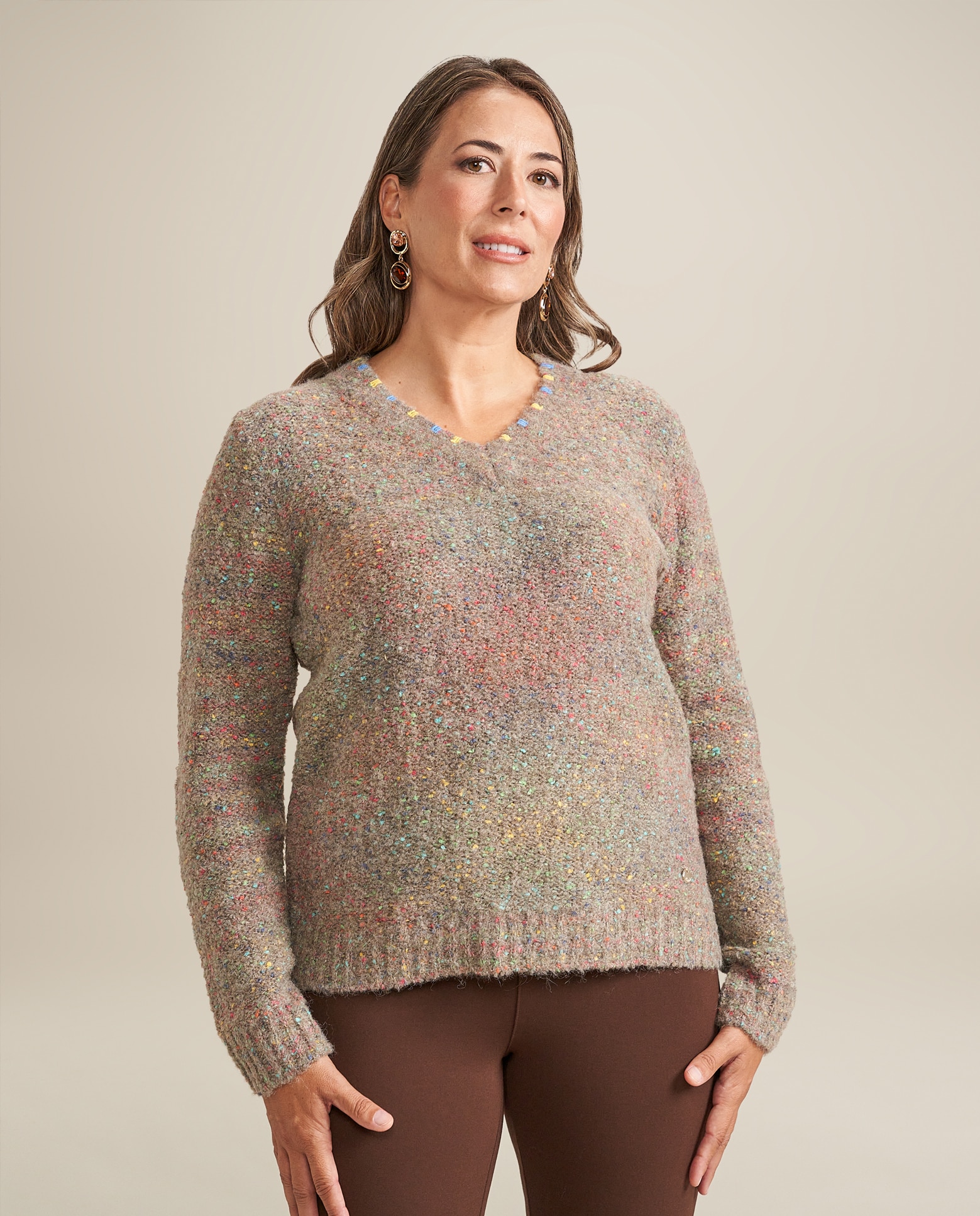 Imagen 0 de Jersey con encote en pico hilos multicolor Multicolor