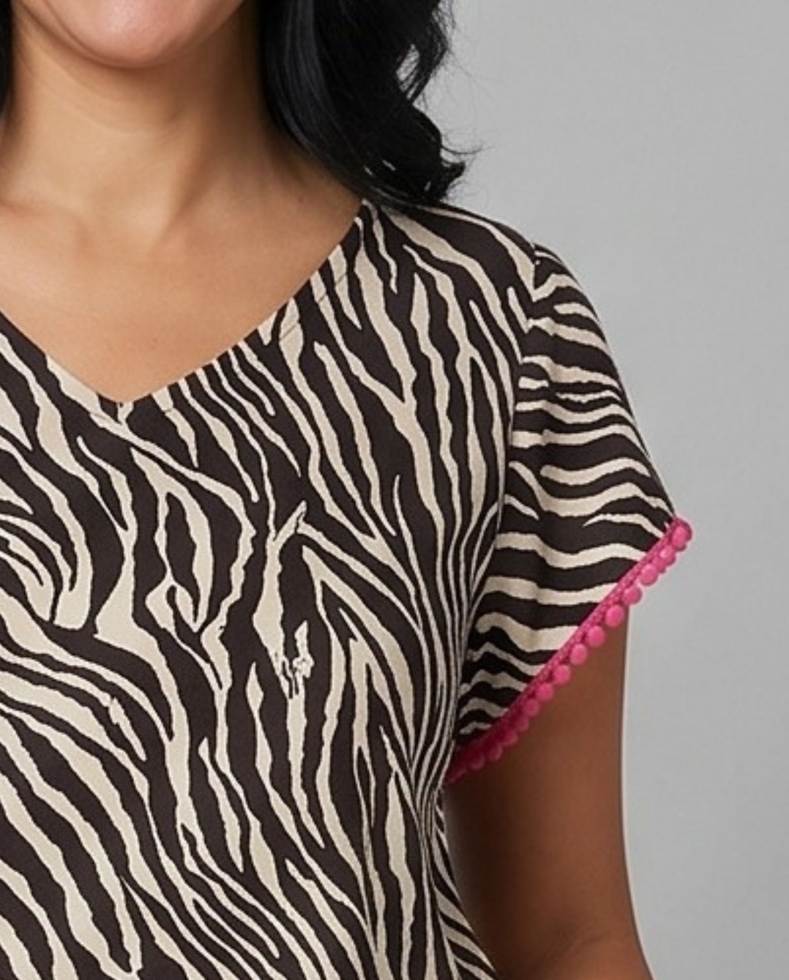 Camiseta estampada cuello redondo. manga corta con detalle. - October - Blanco / Negro Blanco / Negro-3