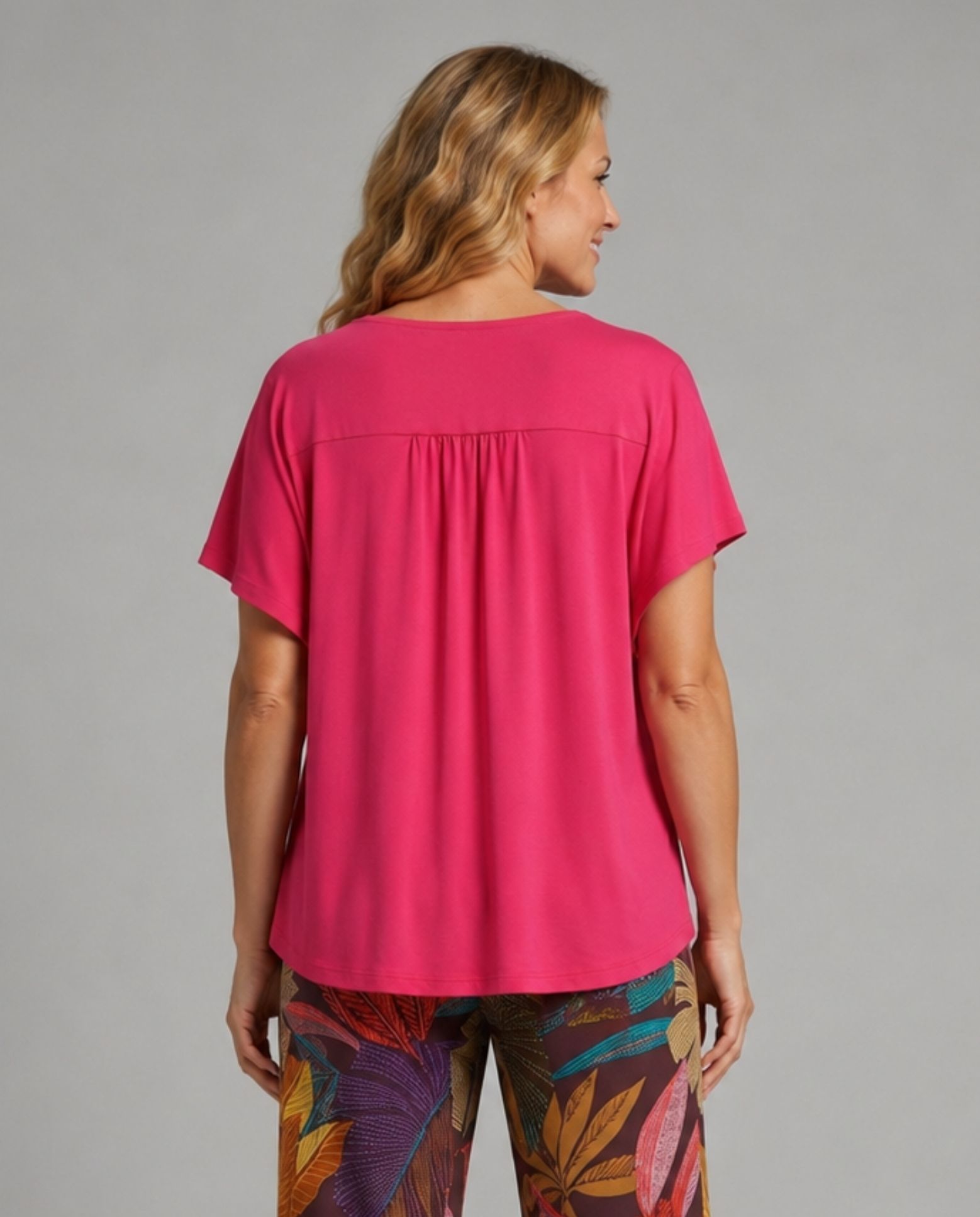 Camiseta con pechera escote de pico - October - Coral Coral-2