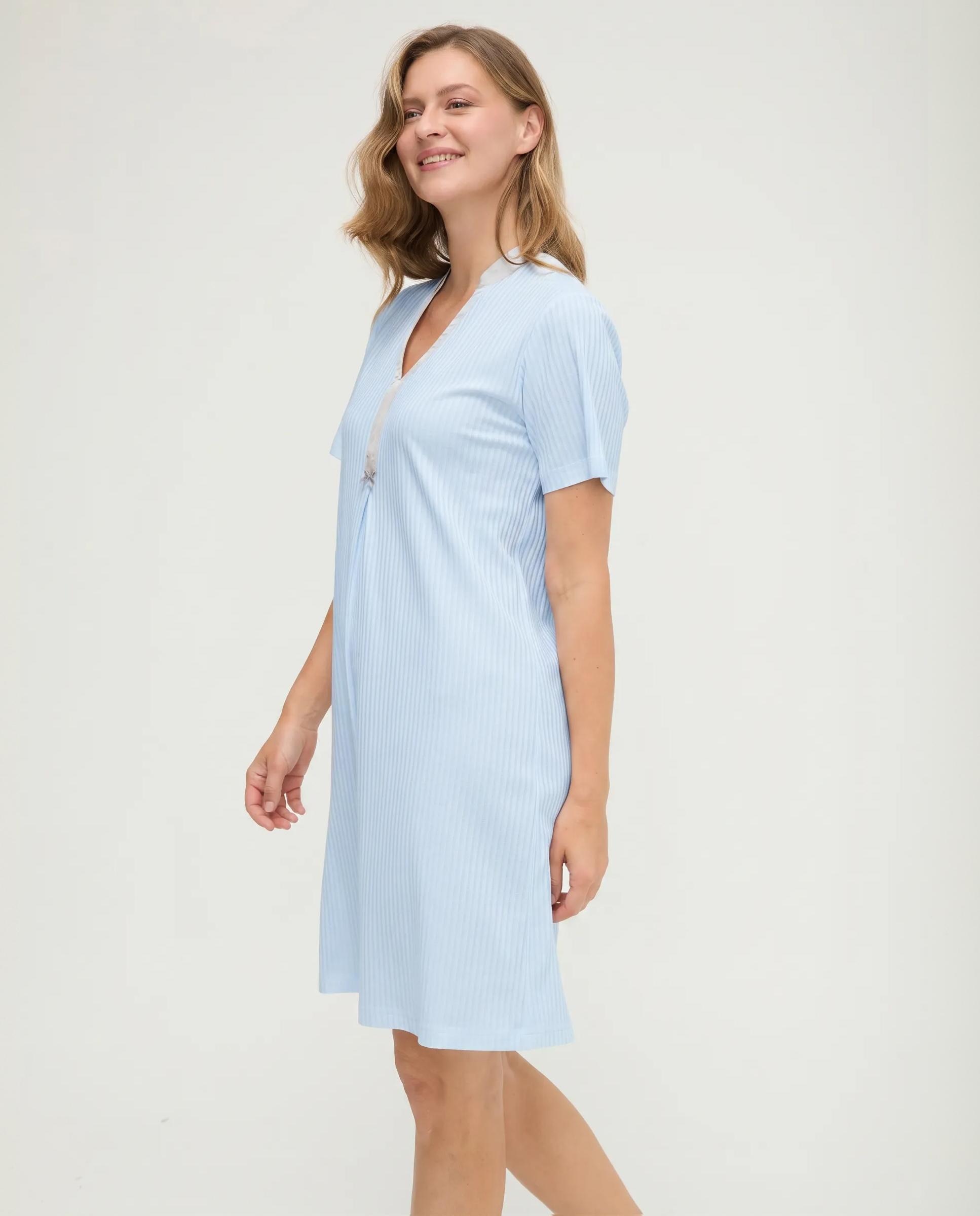 Imagen 0 de Camisón de mujer lencero raso manga corta Azul celeste