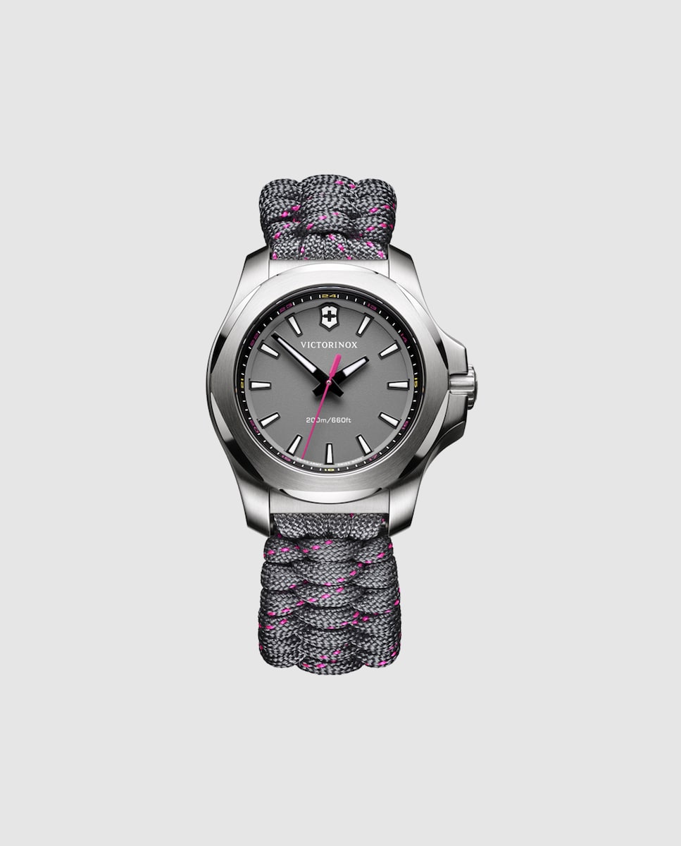 Reloj de mujer Inox V241771 de textil y correa gris · Victorinox - Main Image
