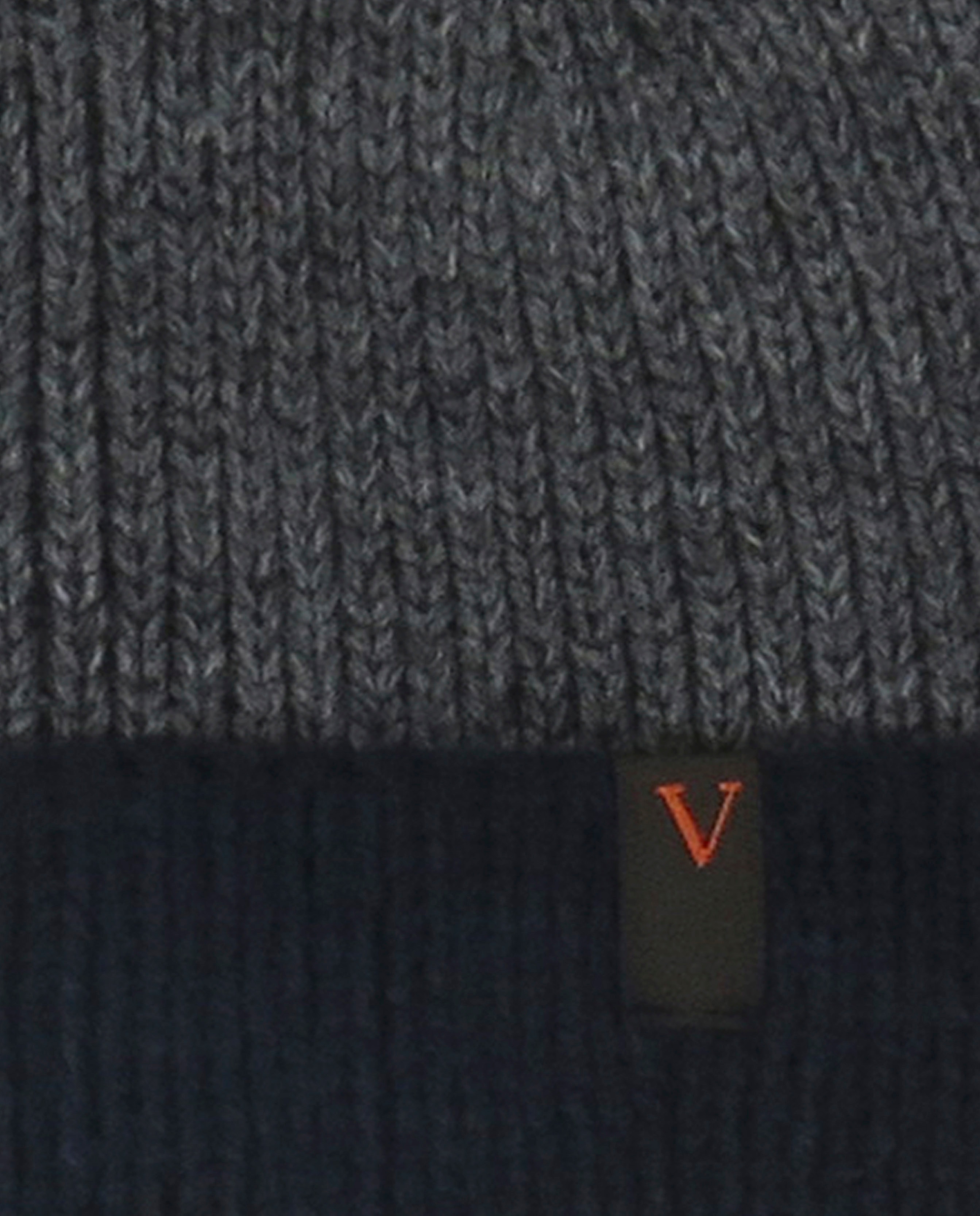 Gorro de acrílico con pequeño logo - Victorio & Lucchino - Gris Gris-2