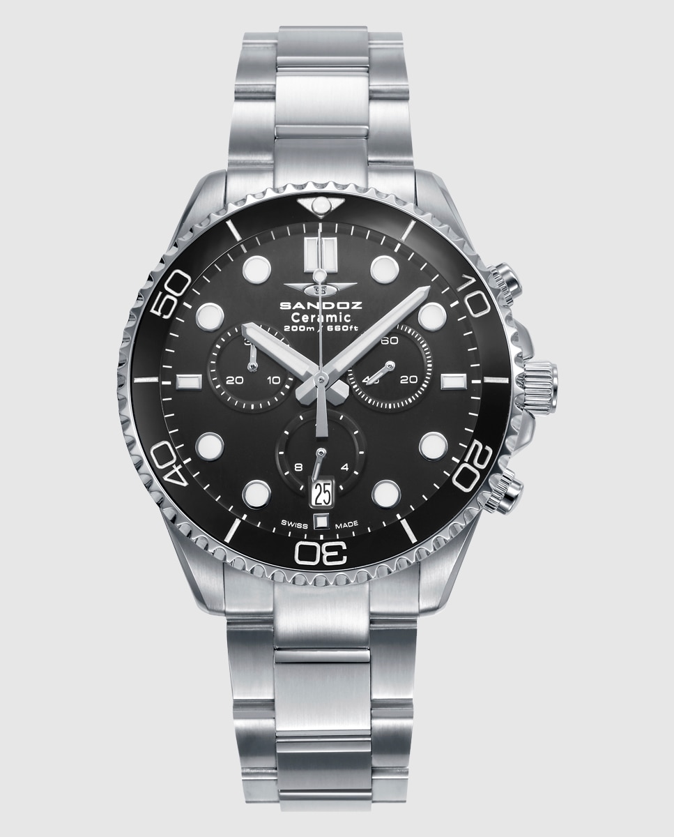 Imagen 0 de Reloj de hombre caja de acero con bisel de ceramica negra  y brazalete de acero Plateado