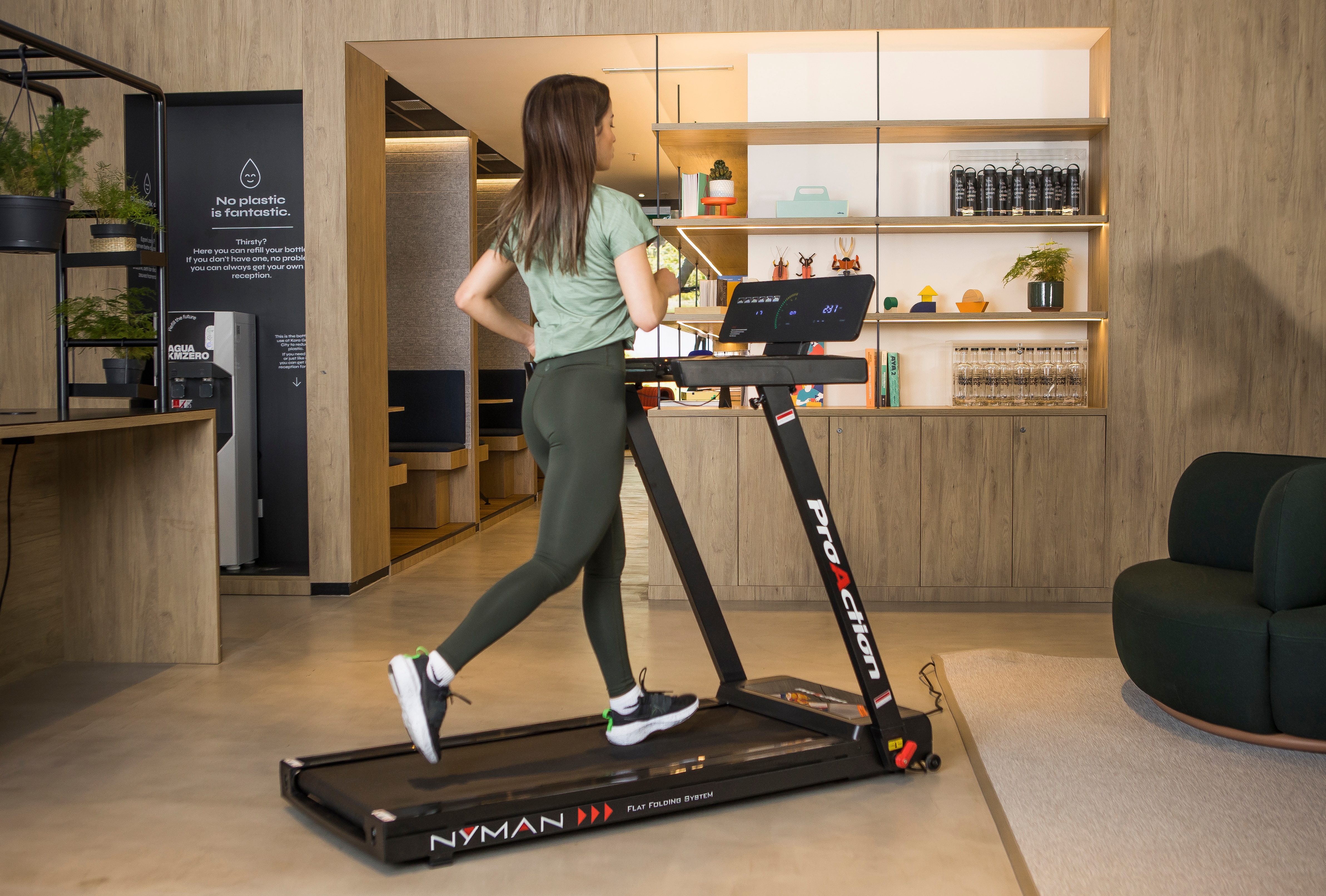 Imagen 6 de Cinta de correr Nyman BH Fitness con envío gratis, montaje profesional opcional con cargo - Negro Negro