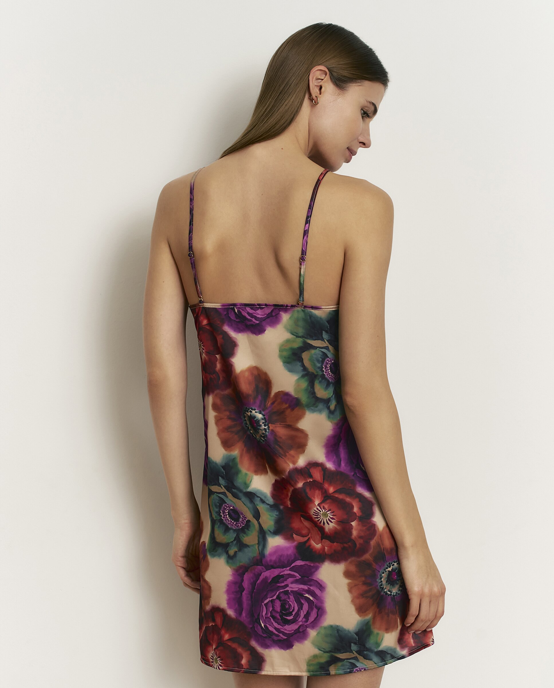 Imagen 2 de Camisón de mujer con tirantes regulables y tacto suave - Promise - Violeta Violeta