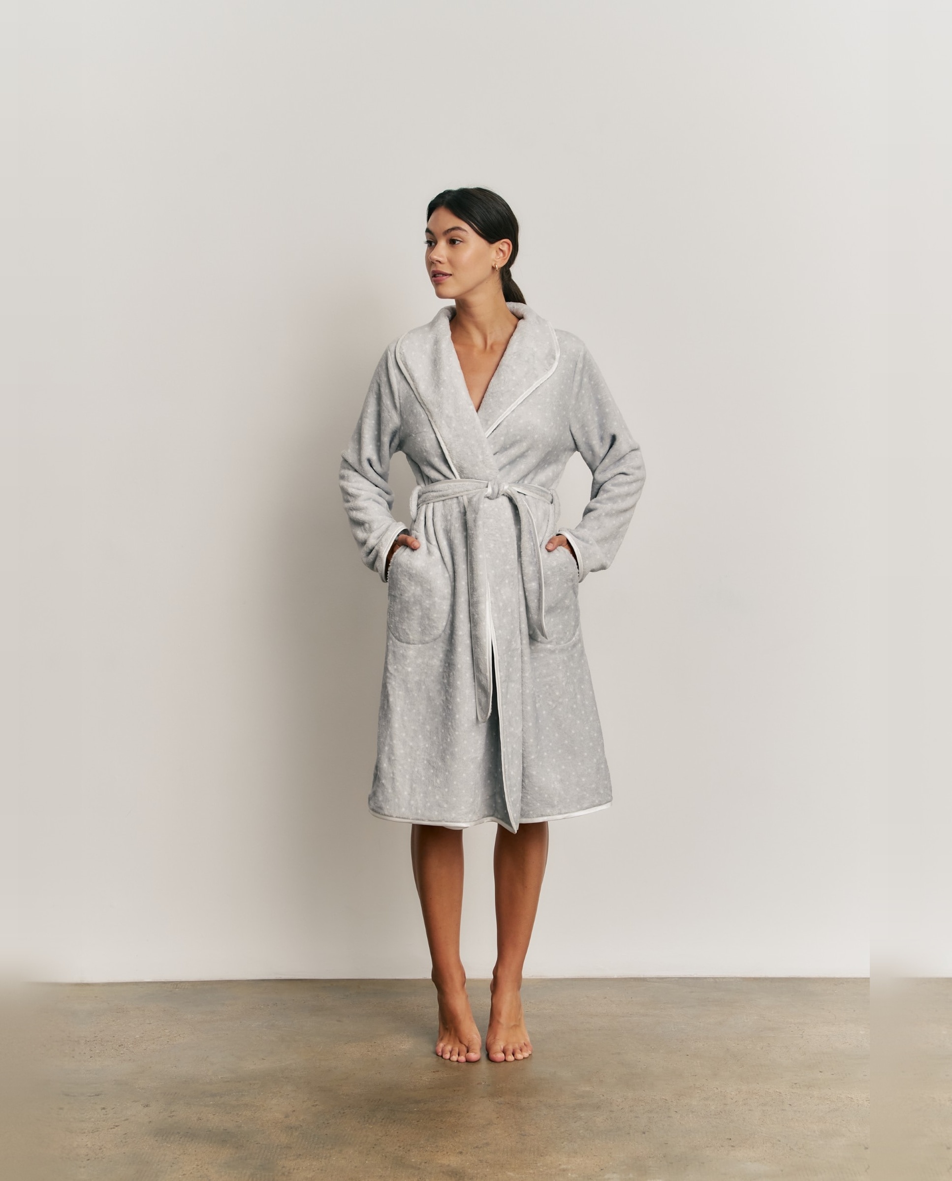 Bata de mujer con tacto suave y estampado - Promise - Gris Gris-1