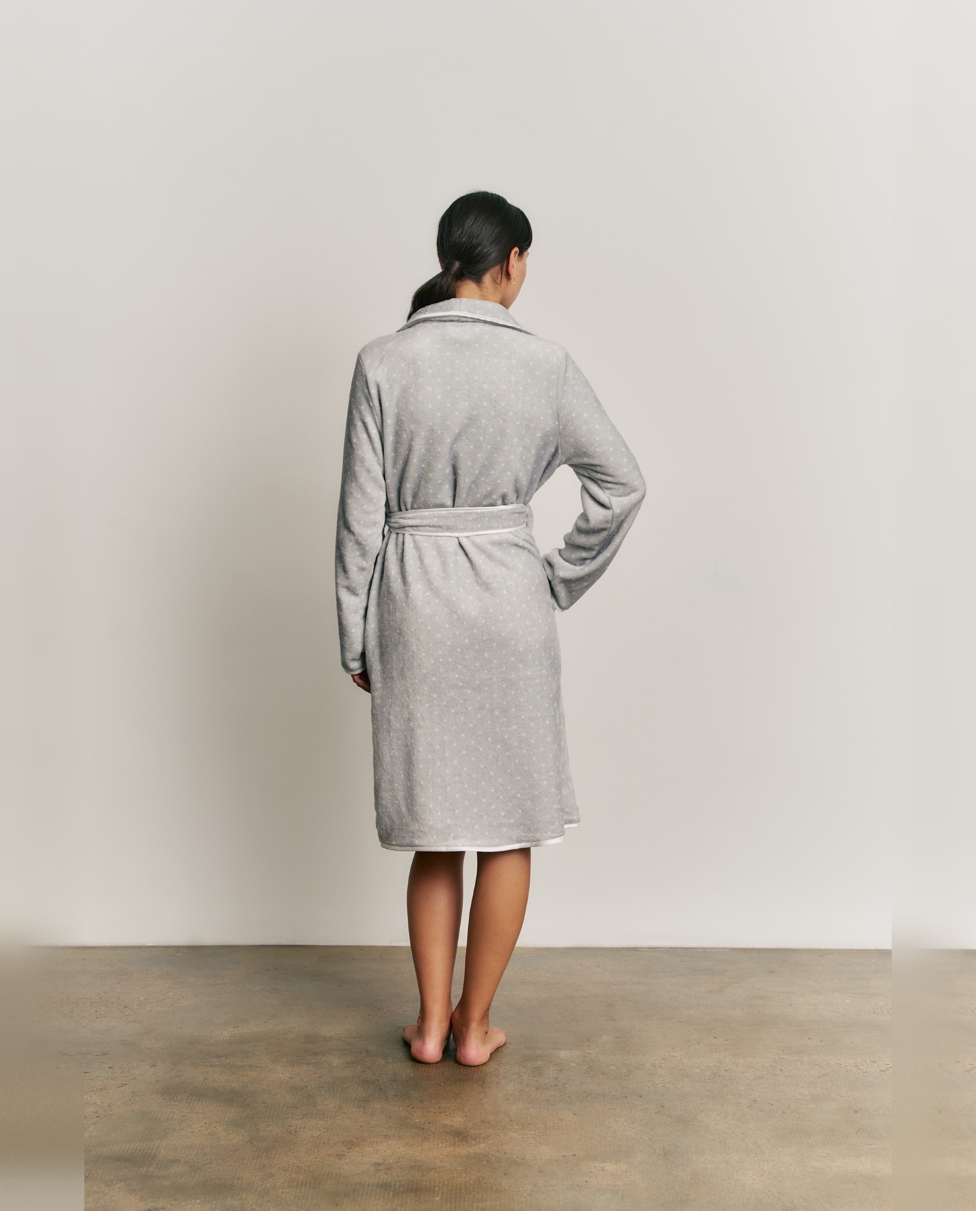 Bata de mujer con tacto suave y estampado - Promise - Gris Gris-2