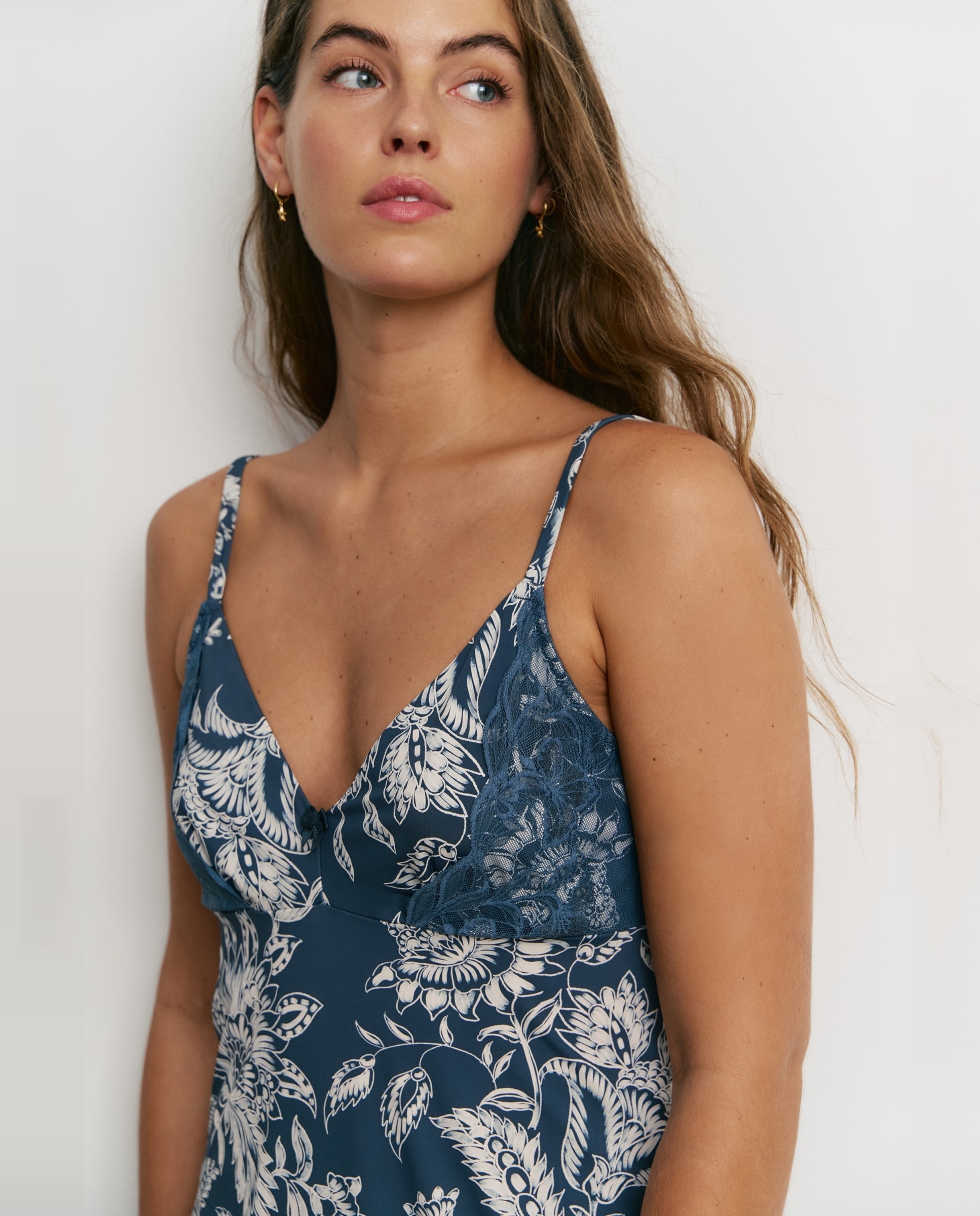 Camisón de mujer con tirantes y microfibra - Promise - Marino Marino-3