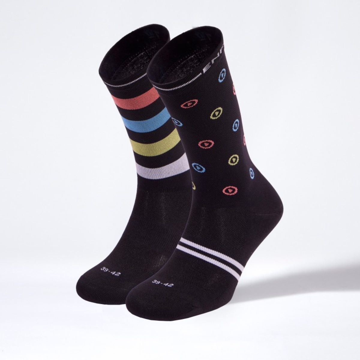 Calcetines de ciclismo unisex Play Enforma - Negro / Blanco Negro / Blanco-1