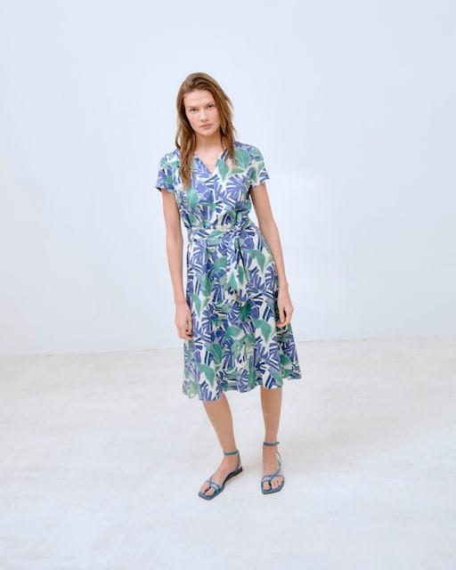 Imagen 0 de Vestido estampado con cinturón de lazo