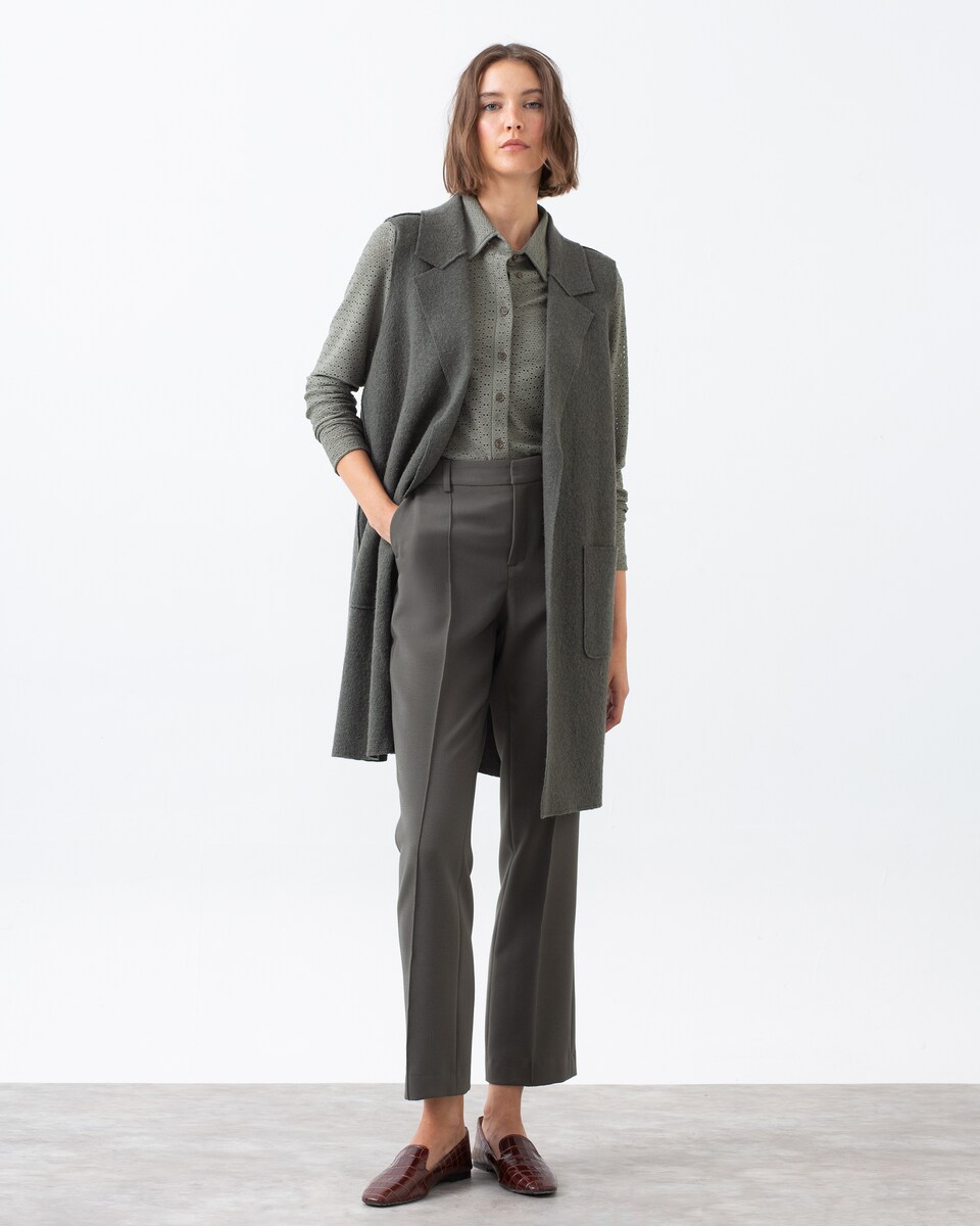 Chaleco de mujer con solapas y cuello pico · Lasserre · El Corte