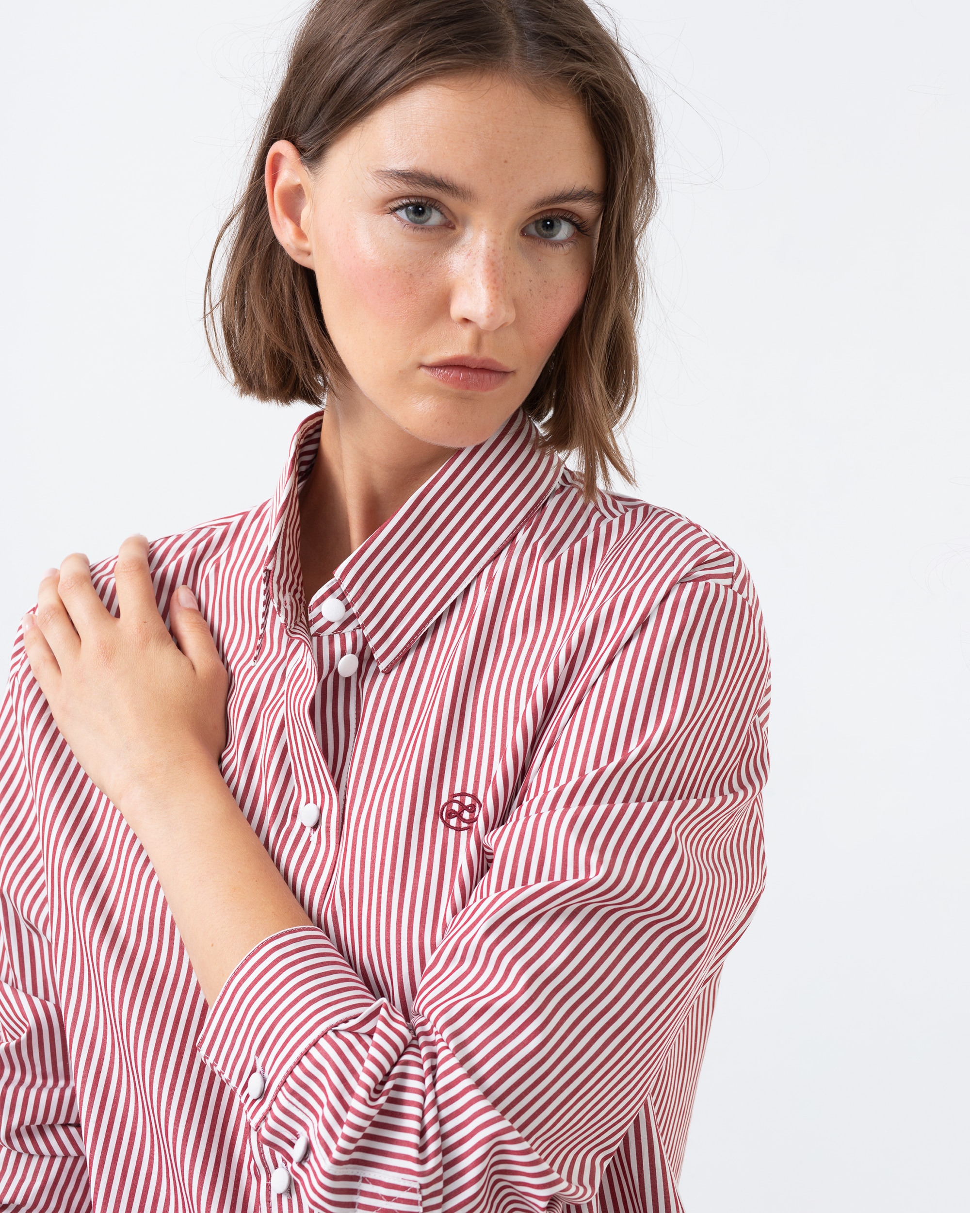 Camisa de mujer manga larga con cuello camisero - Lasserre - Granate Granate-4