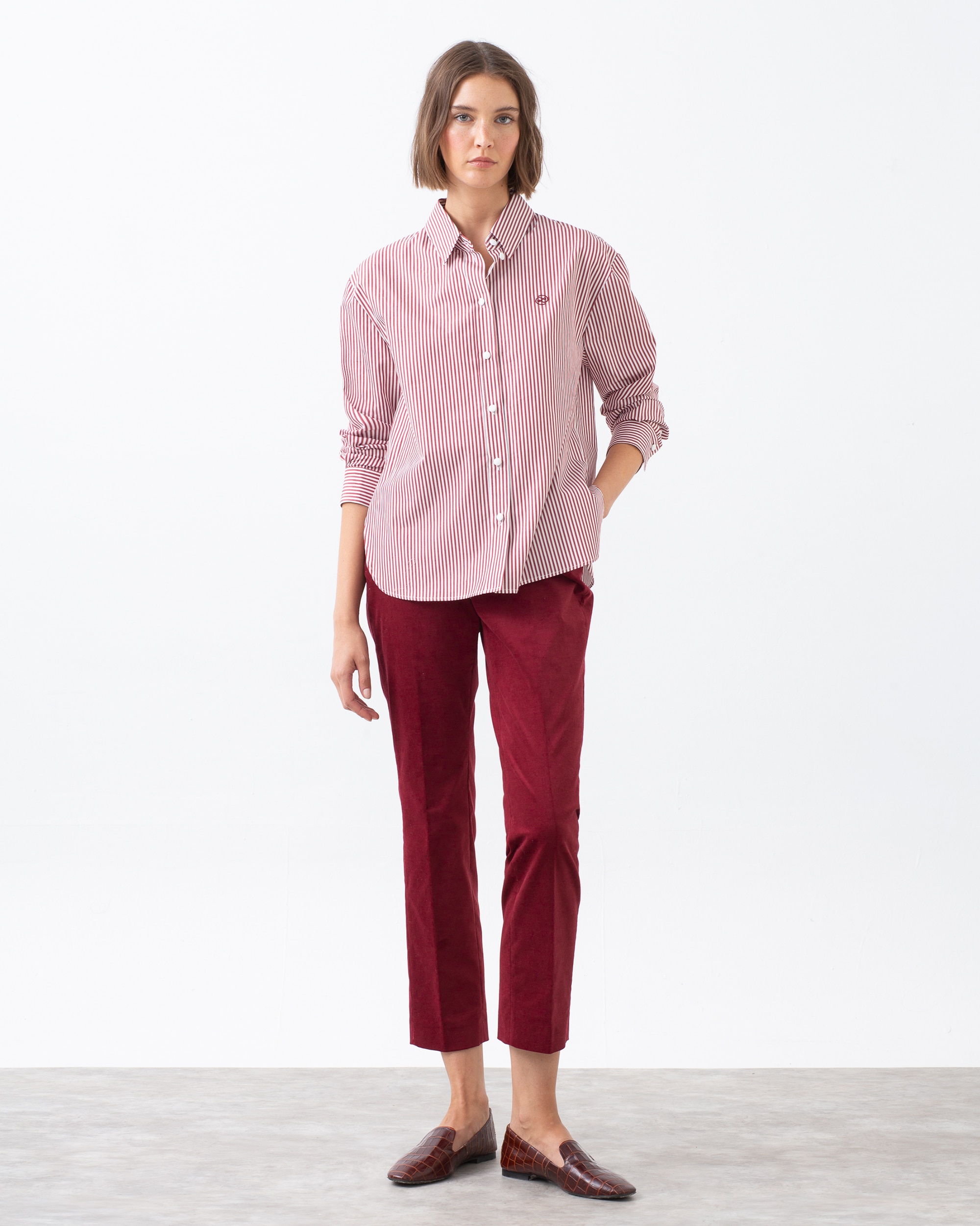 Camisa de mujer manga larga con cuello camisero - Lasserre - Granate Granate-5