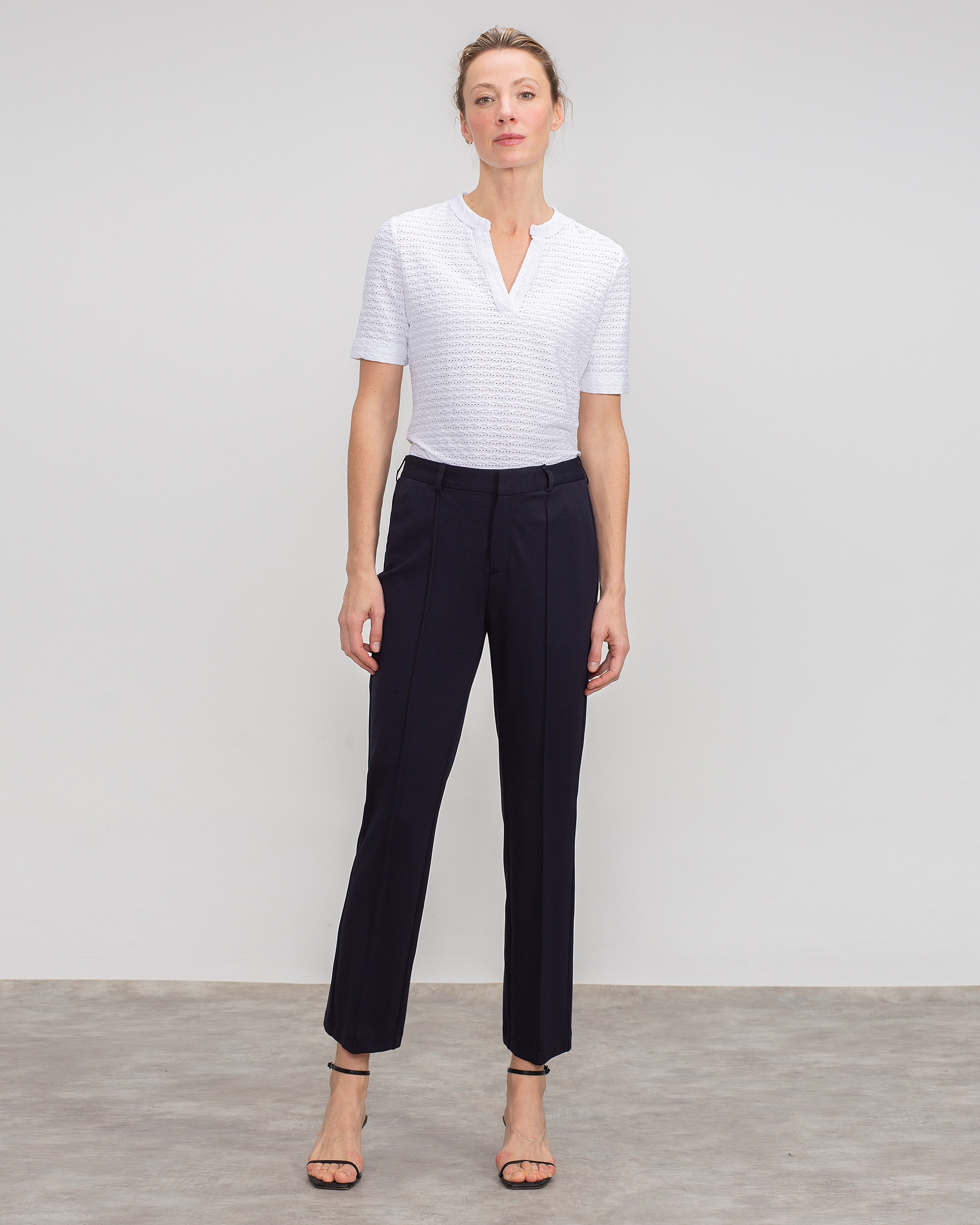 Lasserre - Pantalón de mujer de punto tobillero con bolsillo francés.