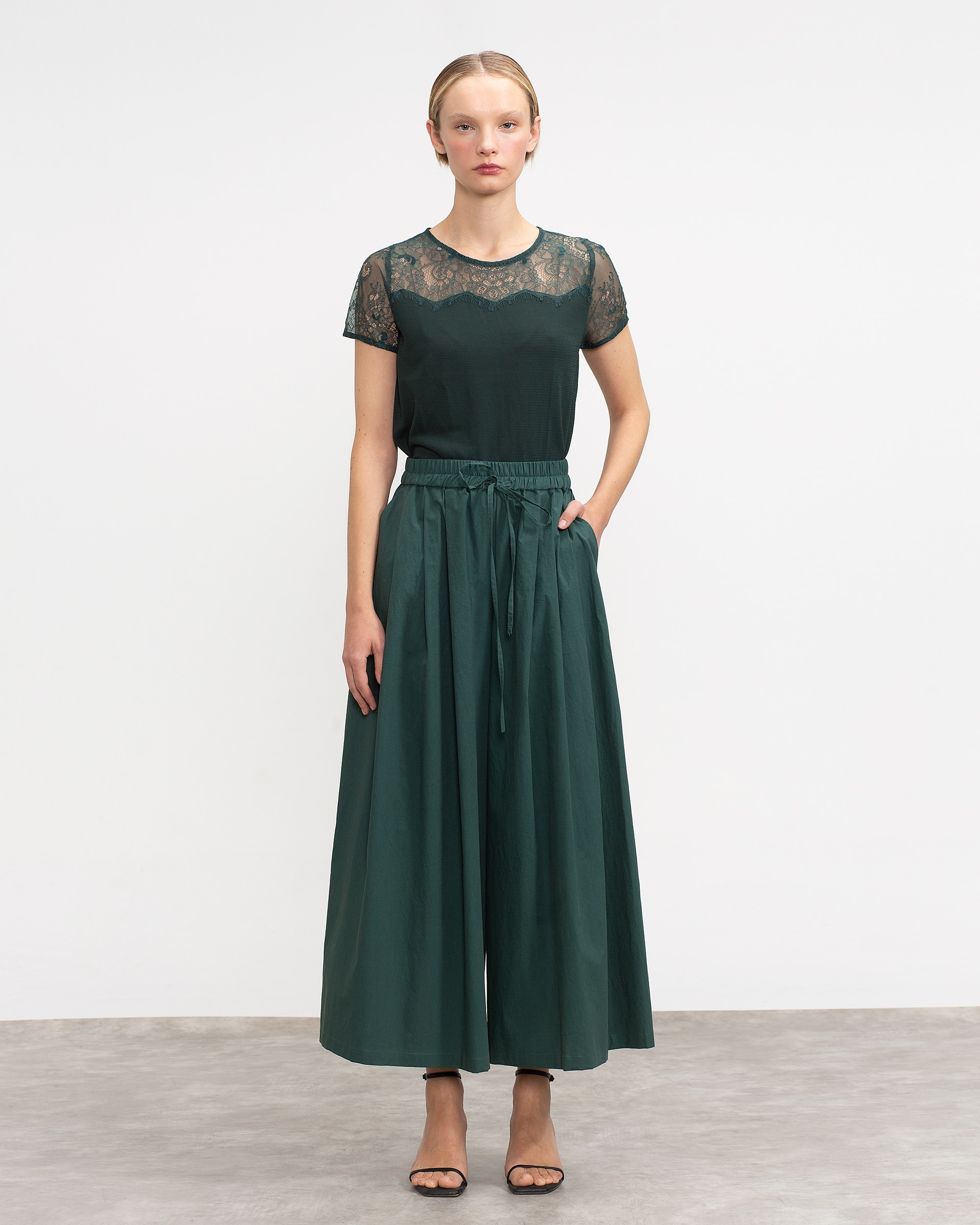 Lasserre - Falda pantalón midi con goma en cintura.