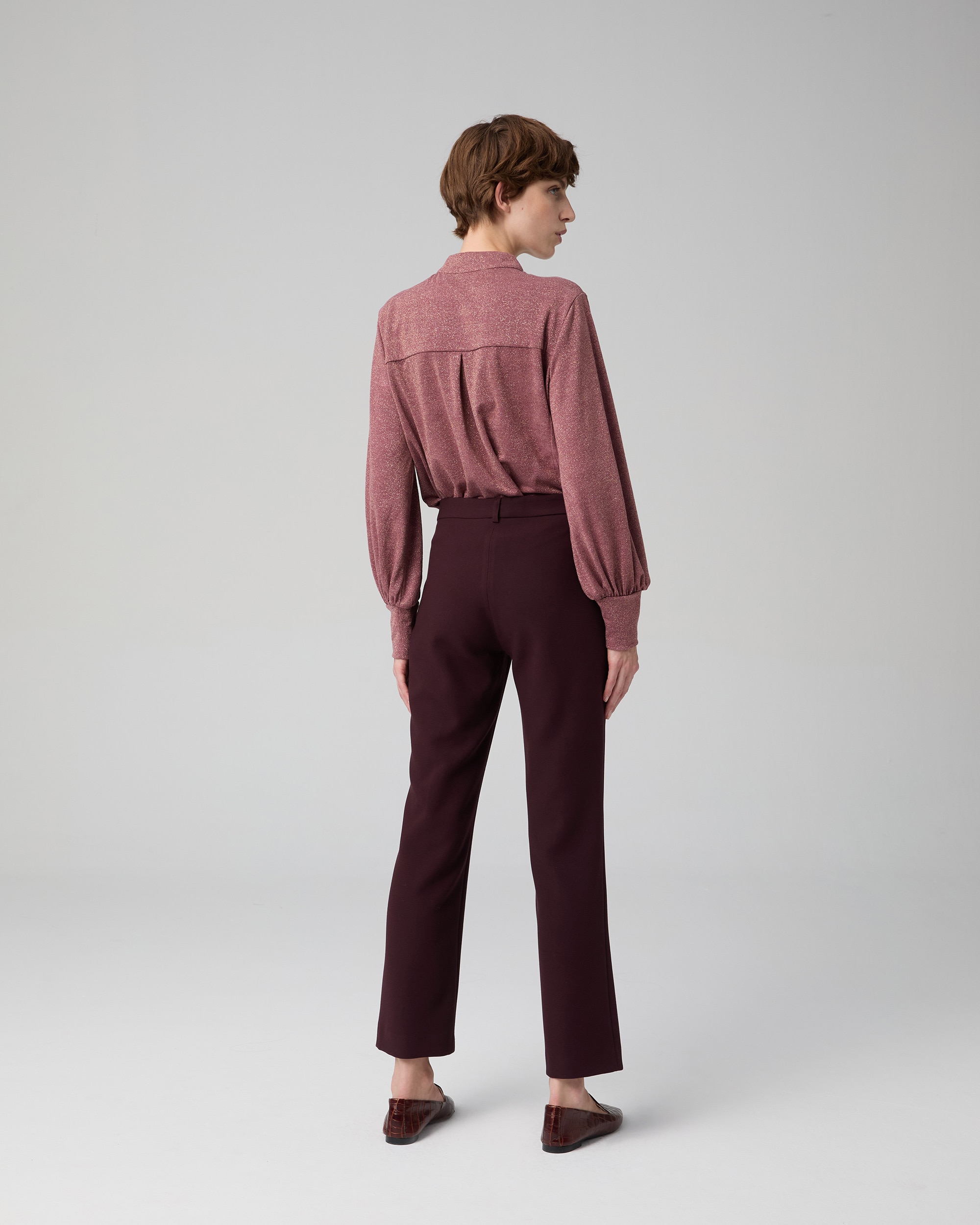 Pantalón de mujer tobillero con nervio delantero - Lasserre - Granate Granate-5