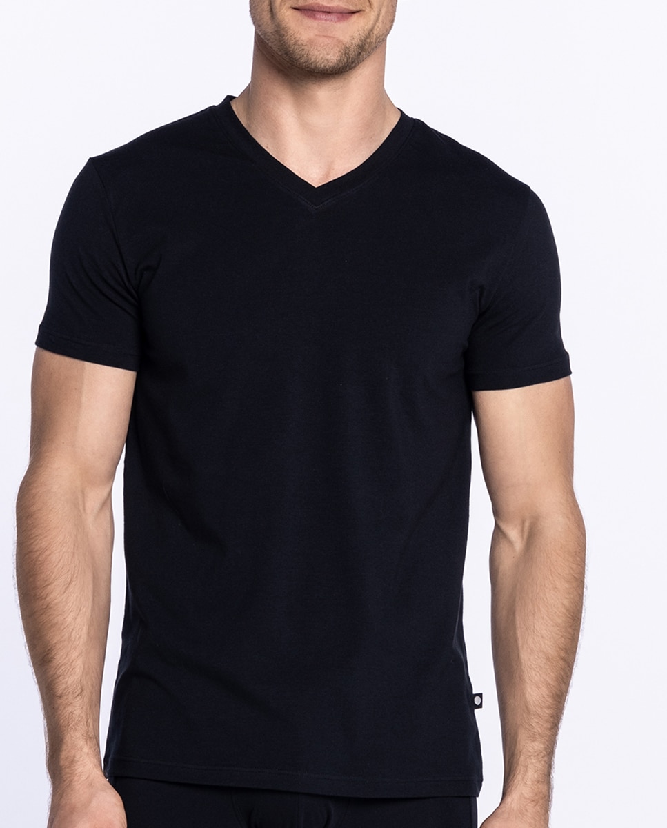 Imagen 0 de Camiseta interior de hombre de manga corta y cuello pico, 100% algodón peinado. Costuras interiores planas Negro