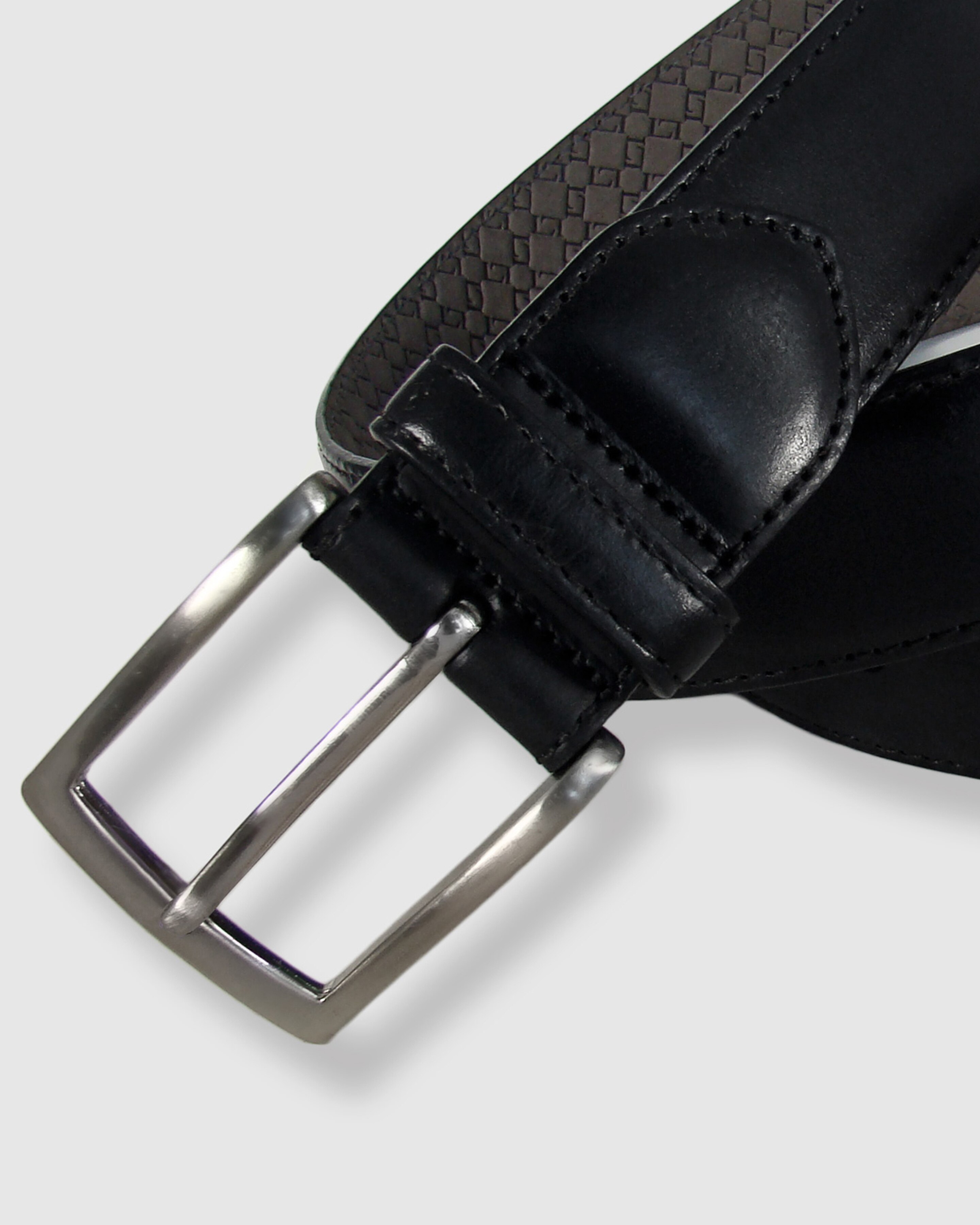 Cinturón Hombre LEYVA Piel Tintada a Mano con Hebilla Clásica - Negro Negro-2