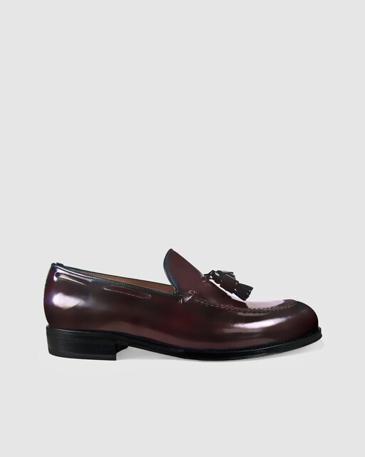 Imagen 0 de Mocasines de hombre de piel con borlas