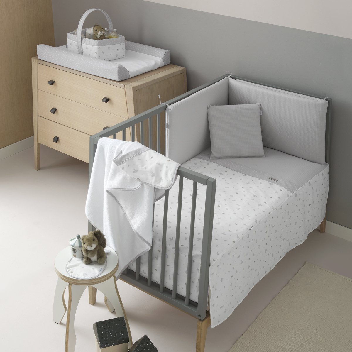 Minicuna con patas (55x87x74cm) Cambrass Microprint - Gris perla Gris perla-4