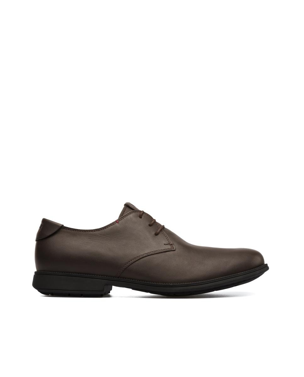 Camper - Zapatos de cordones de hombre de piel.