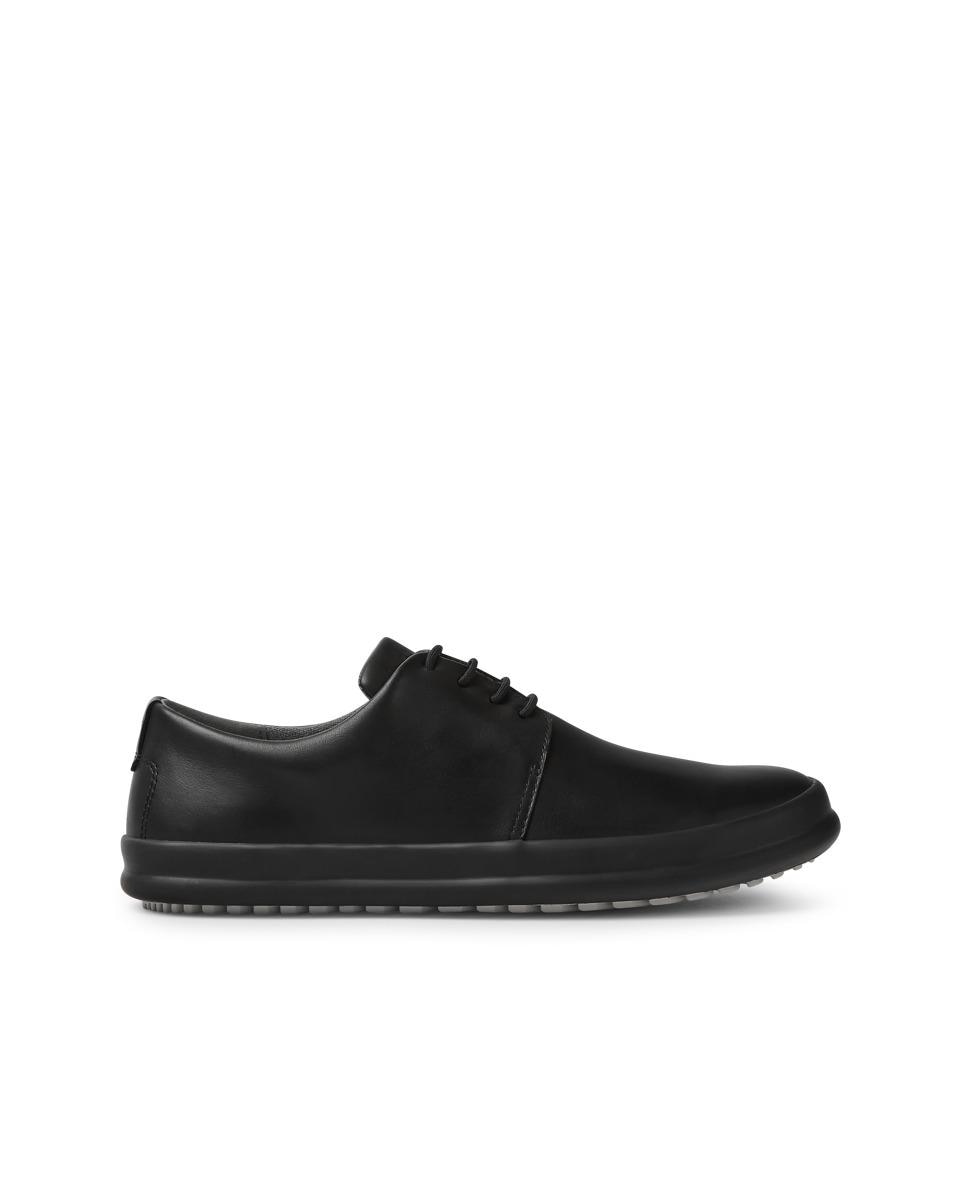 Camper - Zapatillas de piel de hombre chasis lisas con cordones.