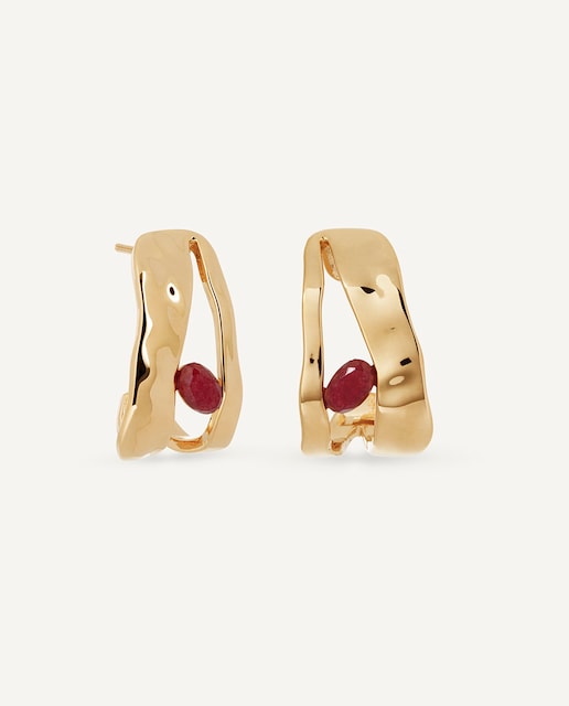 Imagen 0 de Pendientes Salada de María G. de Jaime bañados en oro de 18 kt con ágata roja