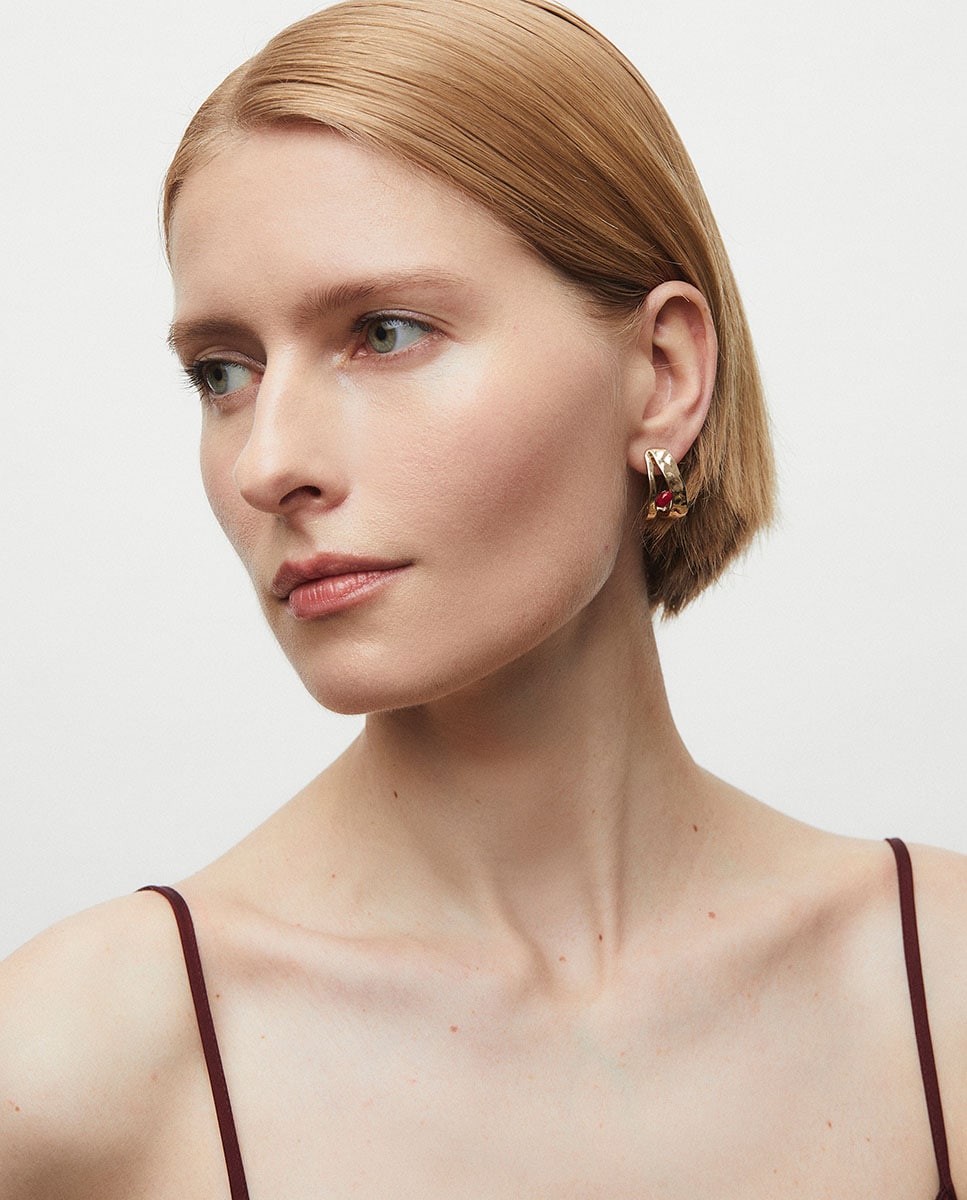 Pendientes Salada de María G. de Jaime bañados en oro de 18 kt con ágata roja Rojo-3