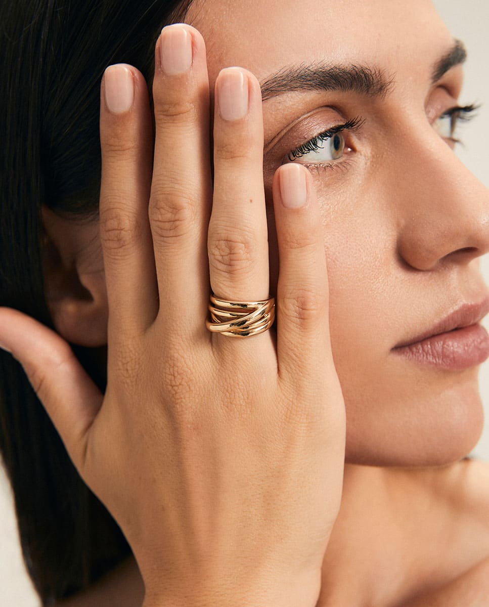 Anillo entrelazado cinco bañado en oro 18 kt tiras cruzadas Oro Vidal & Vidal Oro-2