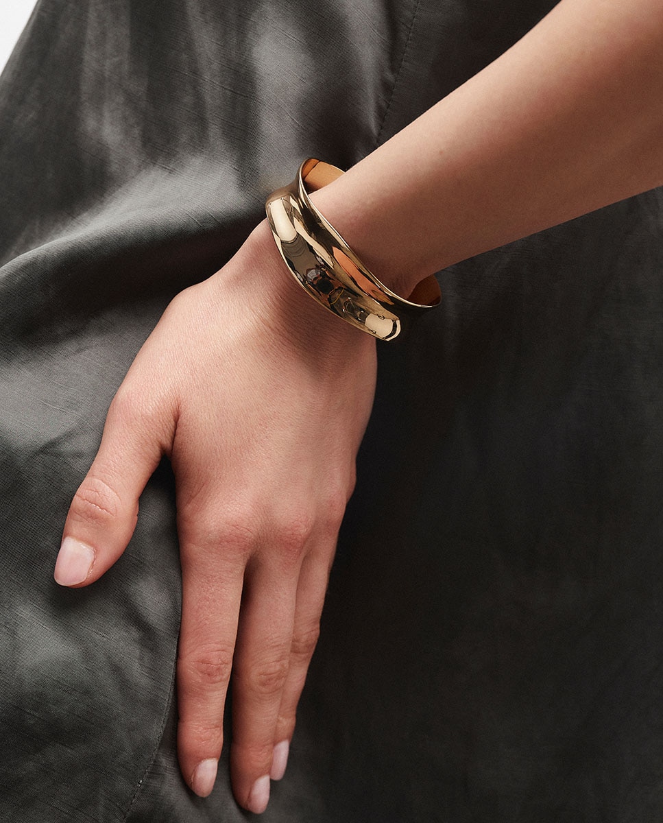 Brazalete rígido plisé bañado en oro de 18 kt - Vidal & Vidal - Dorado Dorado-2