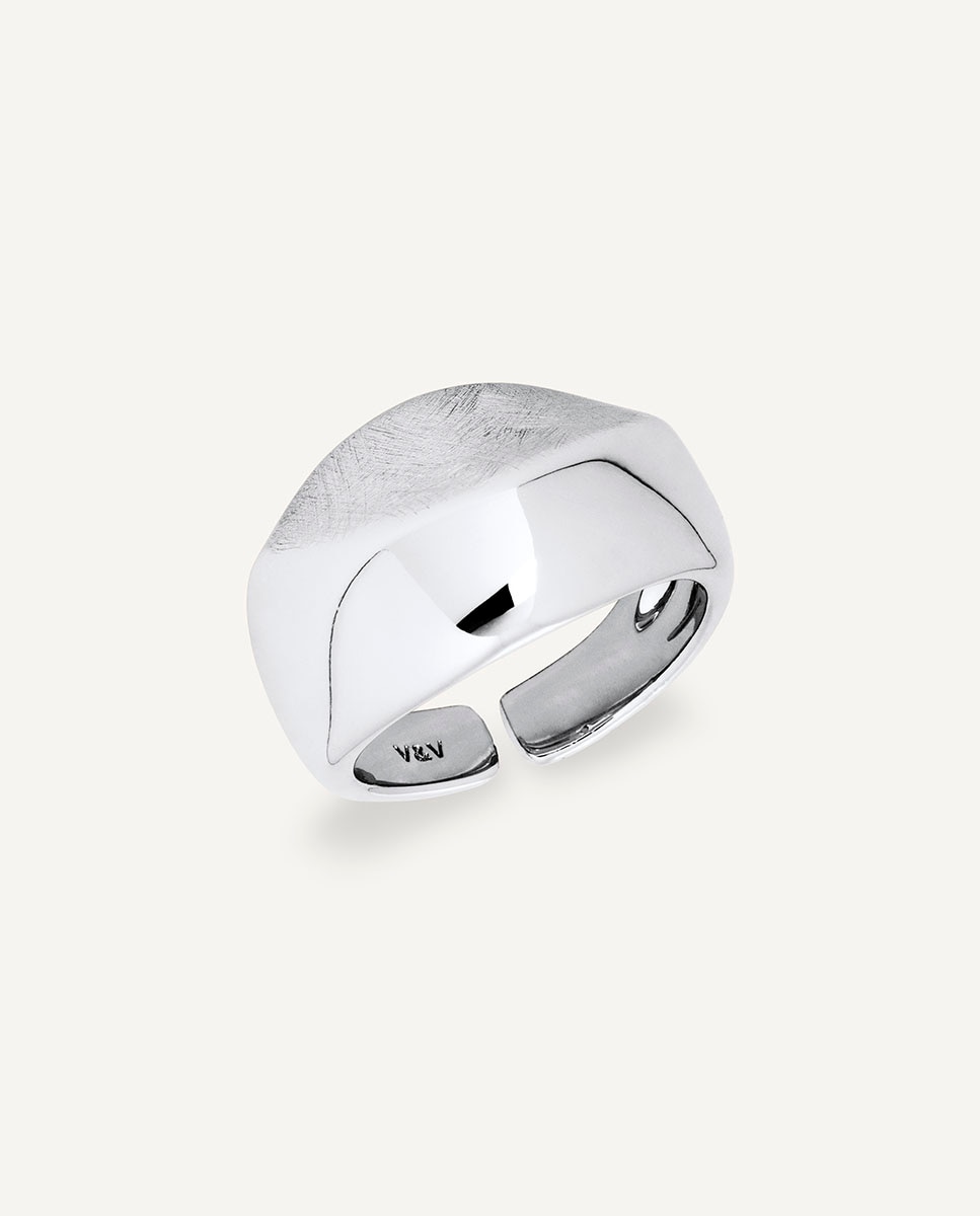 Imagen 0 de Anillo ancho toffee bañado en plata de ley 925 Plateado